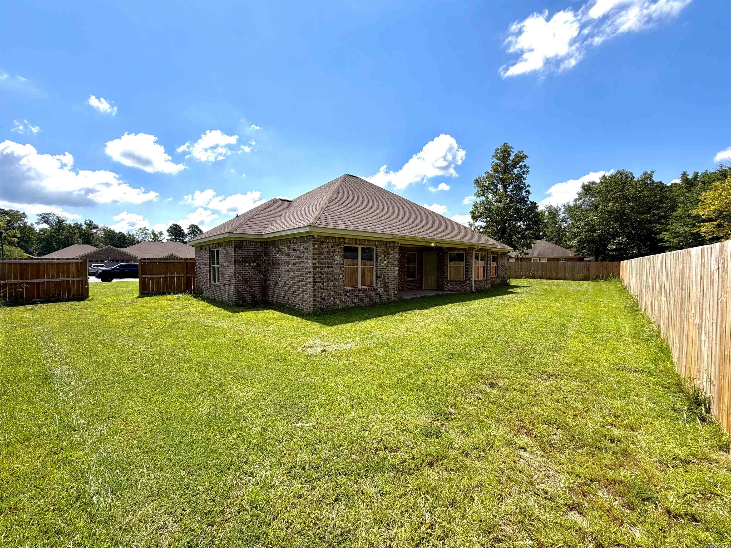 Daniels Oaks - Residential