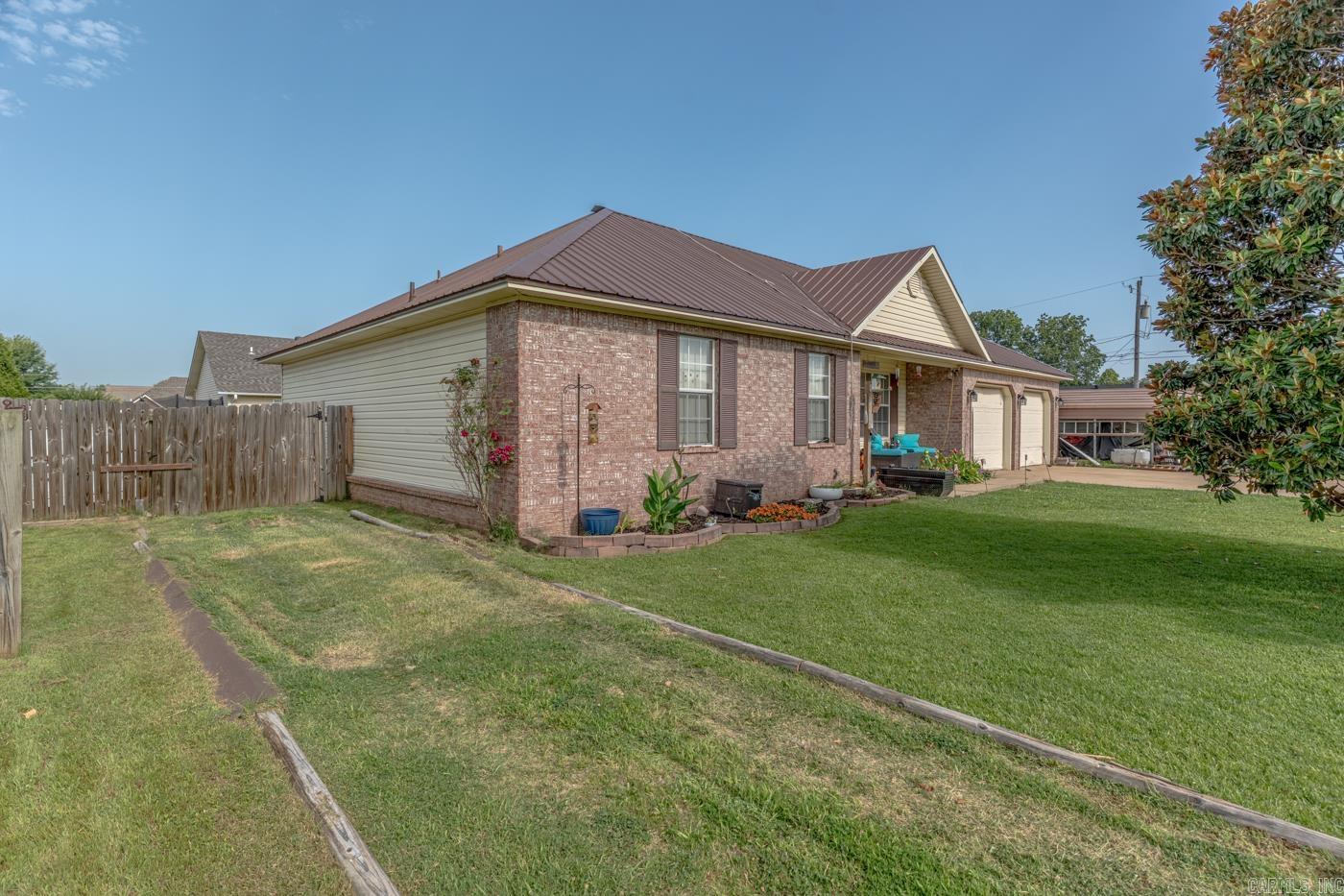 LEN-FORD VILLAGE - Residential