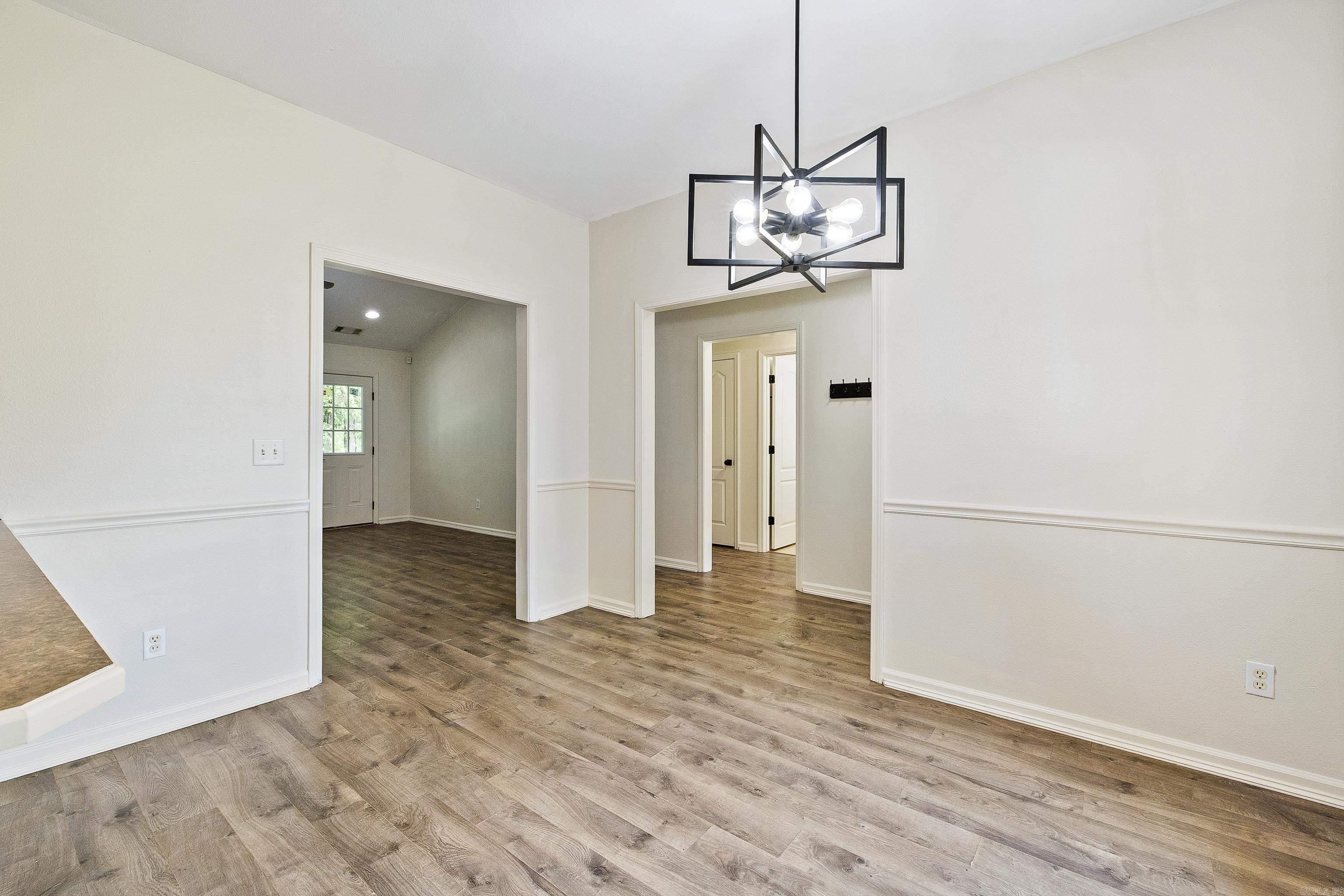 MADISON VILLAGE - Residential