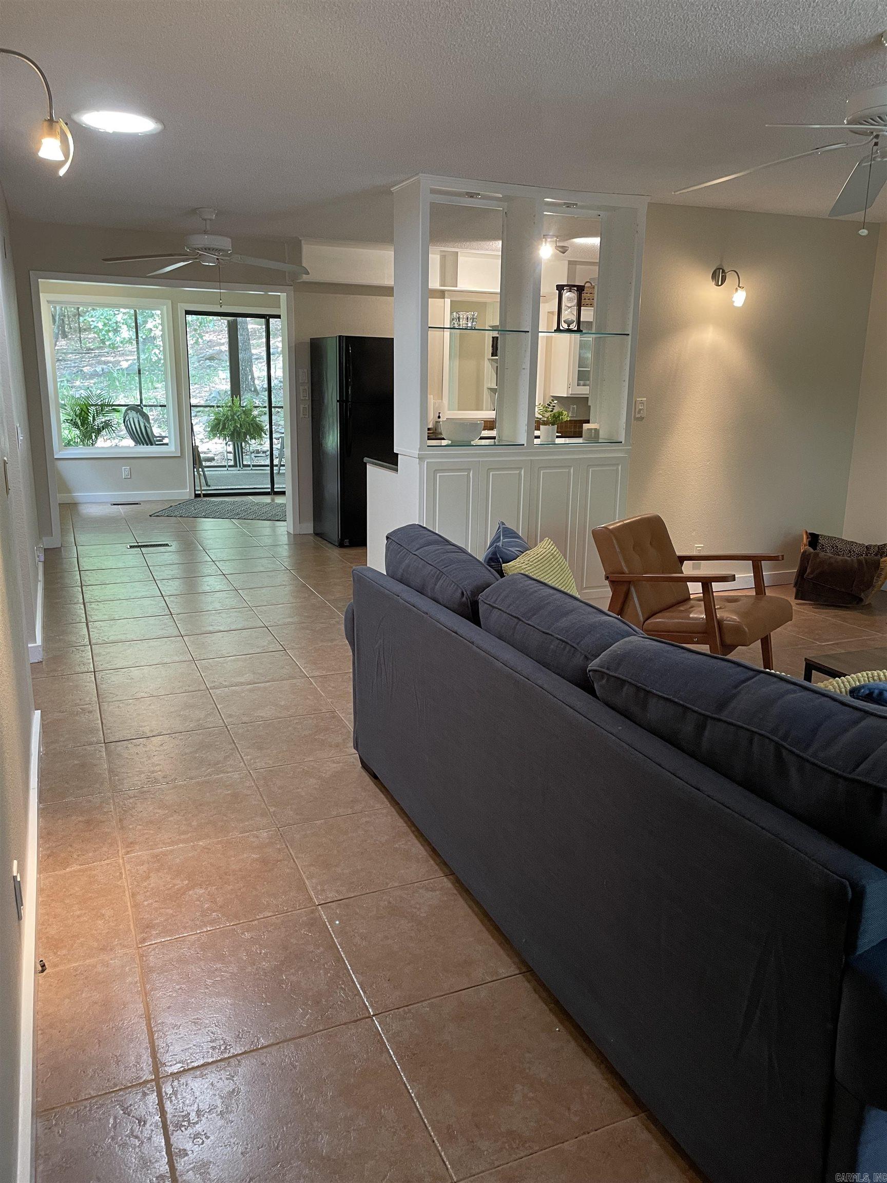 Santa Cruz - Residential
