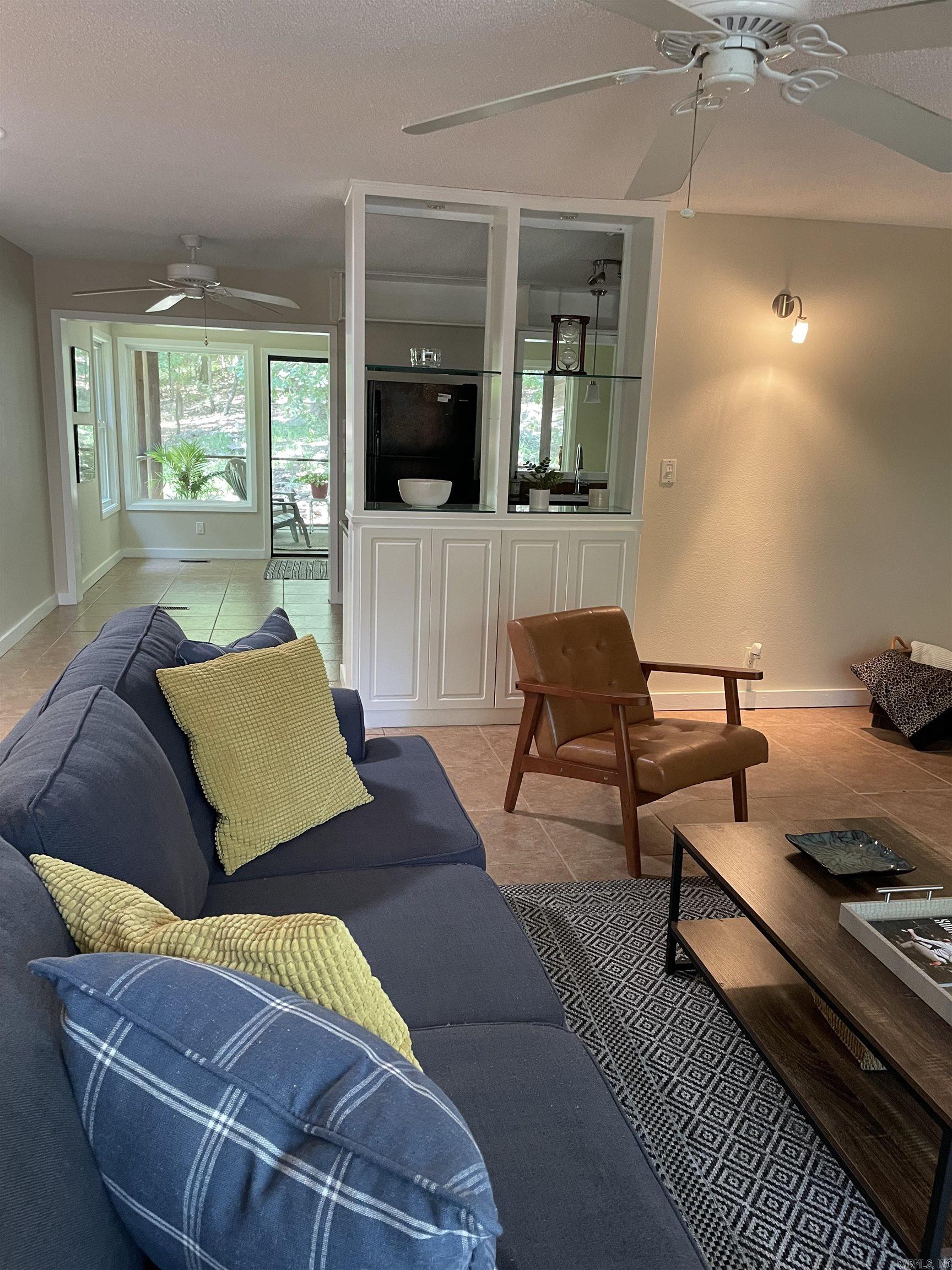 Santa Cruz - Residential