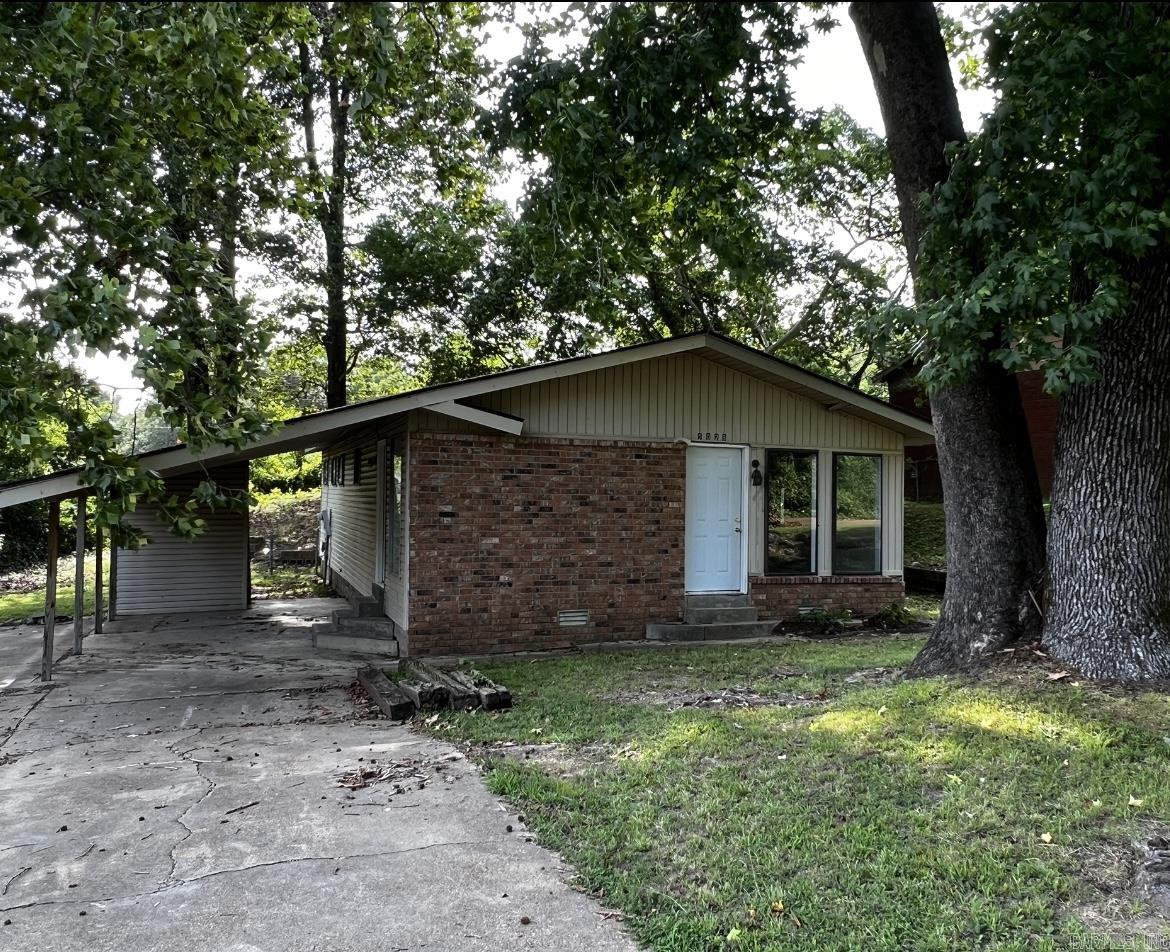 FORREST HILLS - Residential