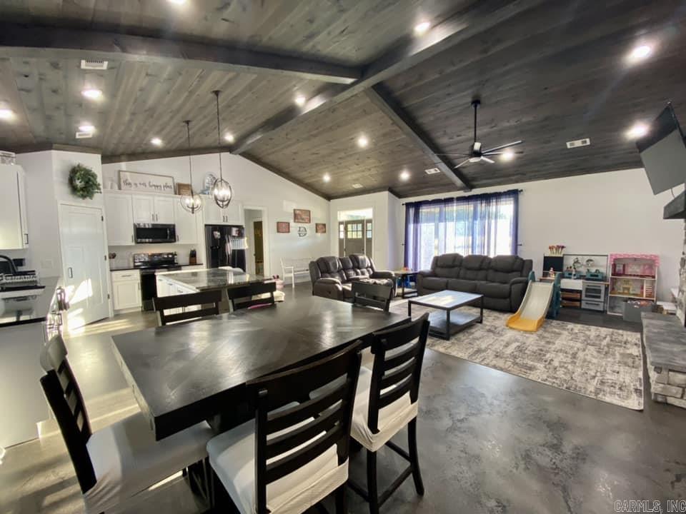 Lancaster-Tubbs Creek Homes - Residential