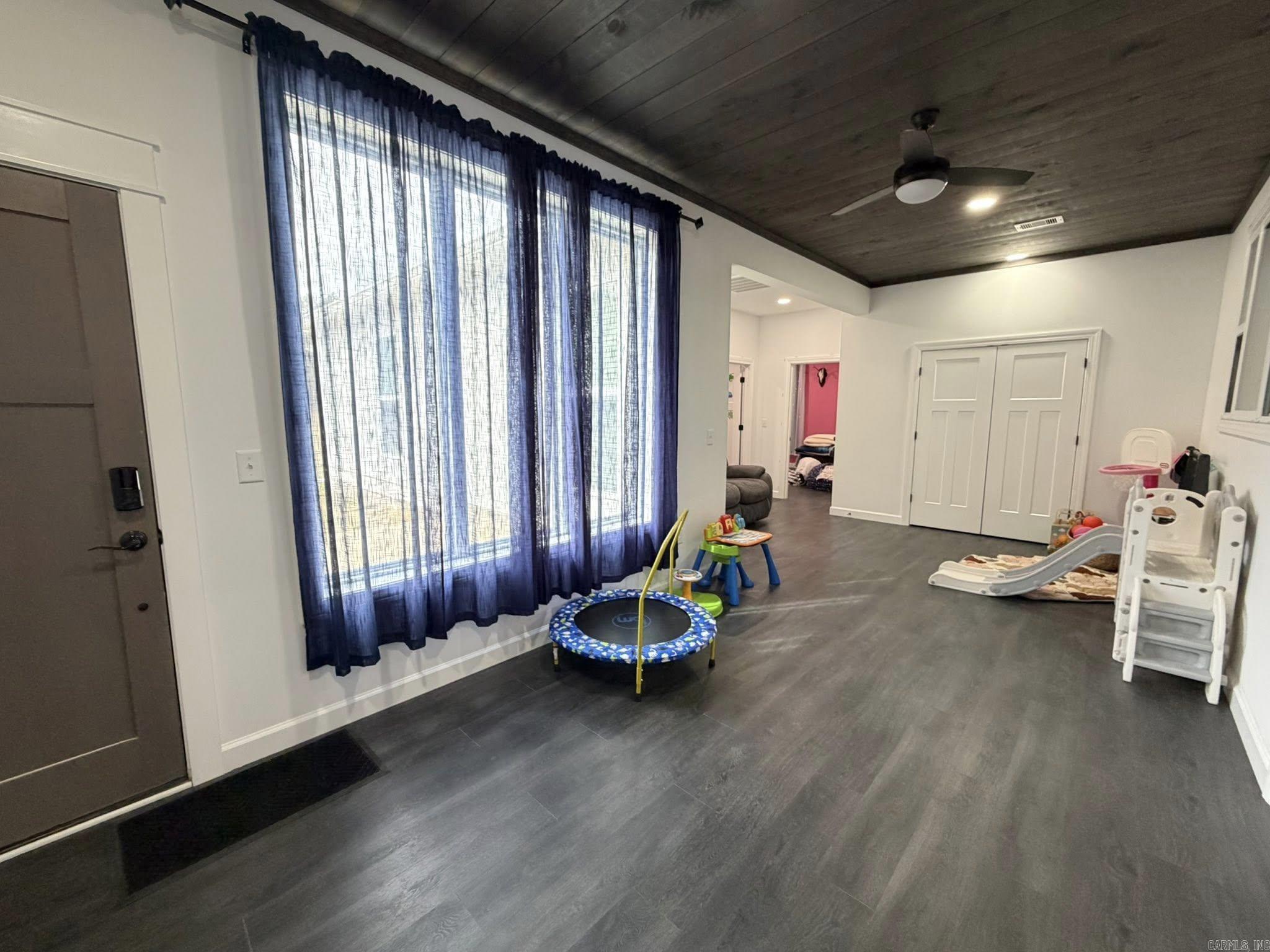 Lancaster-Tubbs Creek Homes - Residential