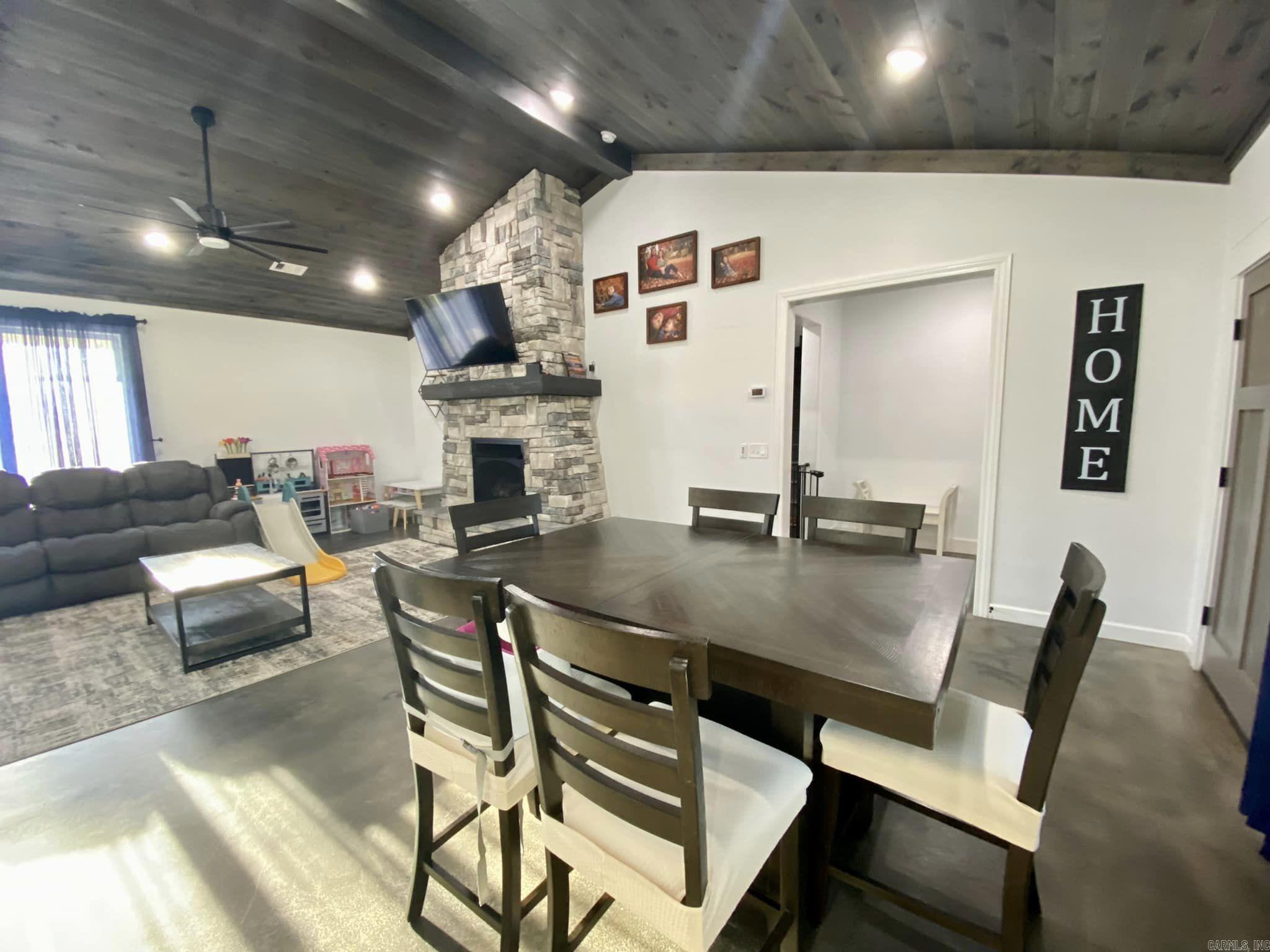 Lancaster-Tubbs Creek Homes - Residential