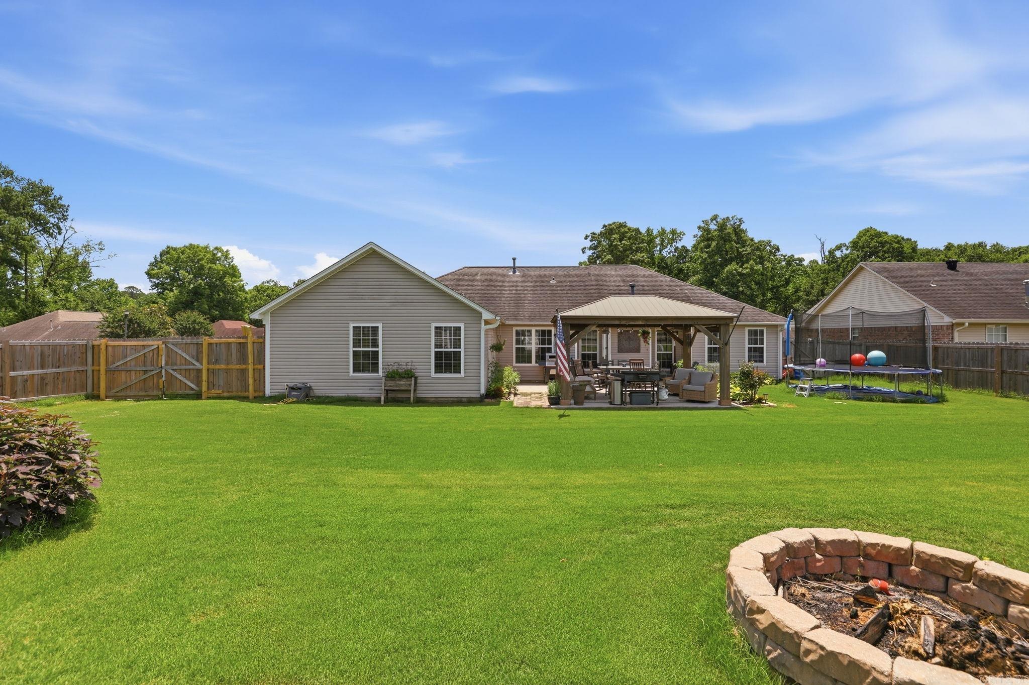 STONEYBROOK - Residential