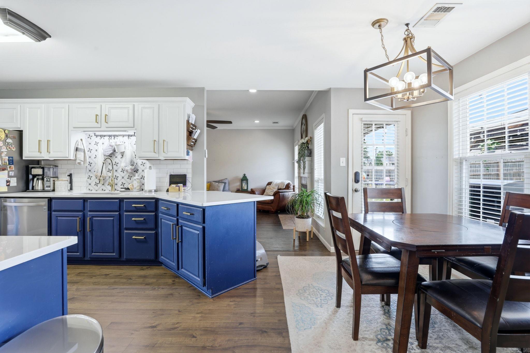 STONEYBROOK - Residential