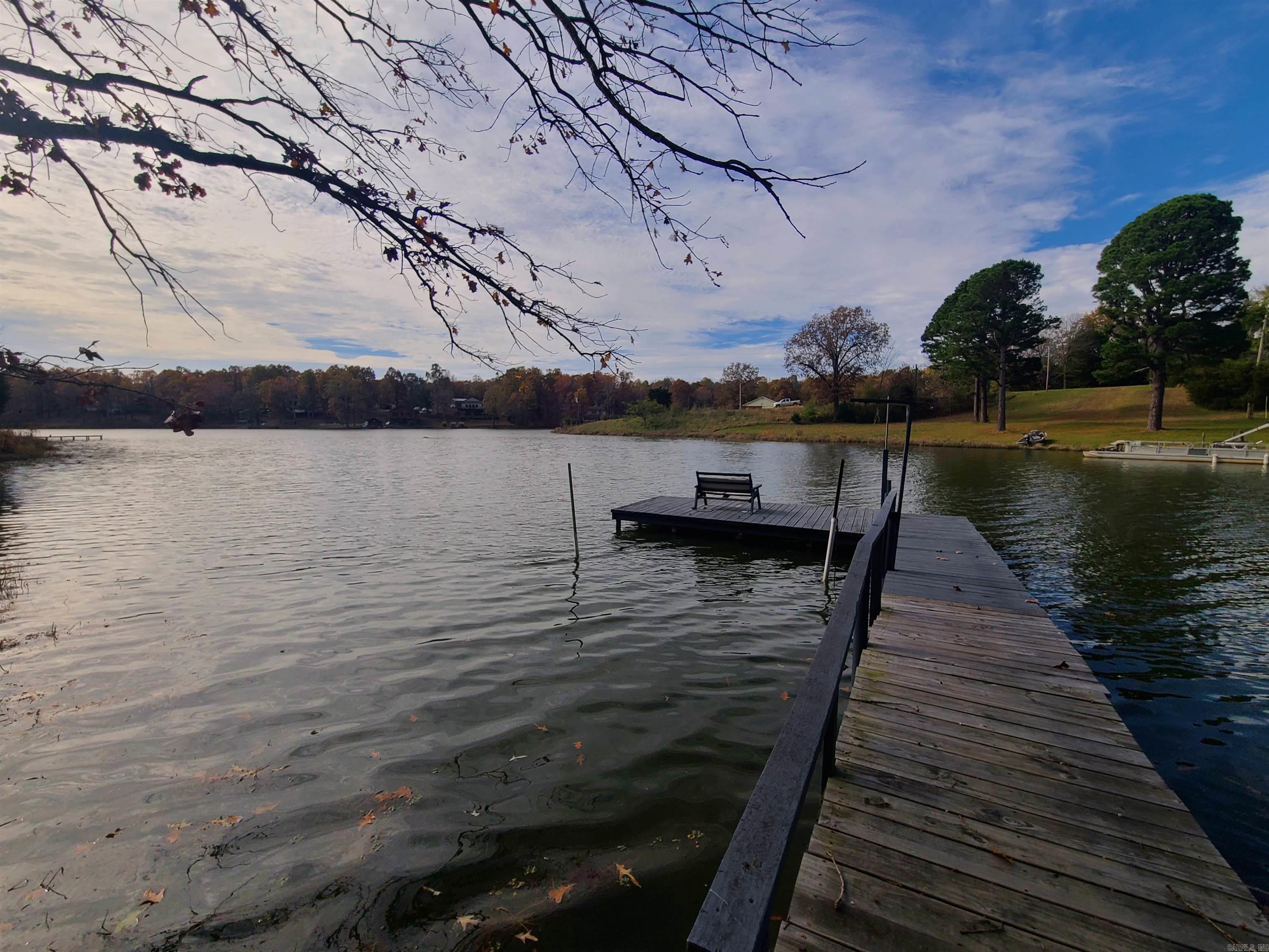 F & F Lake - Residential