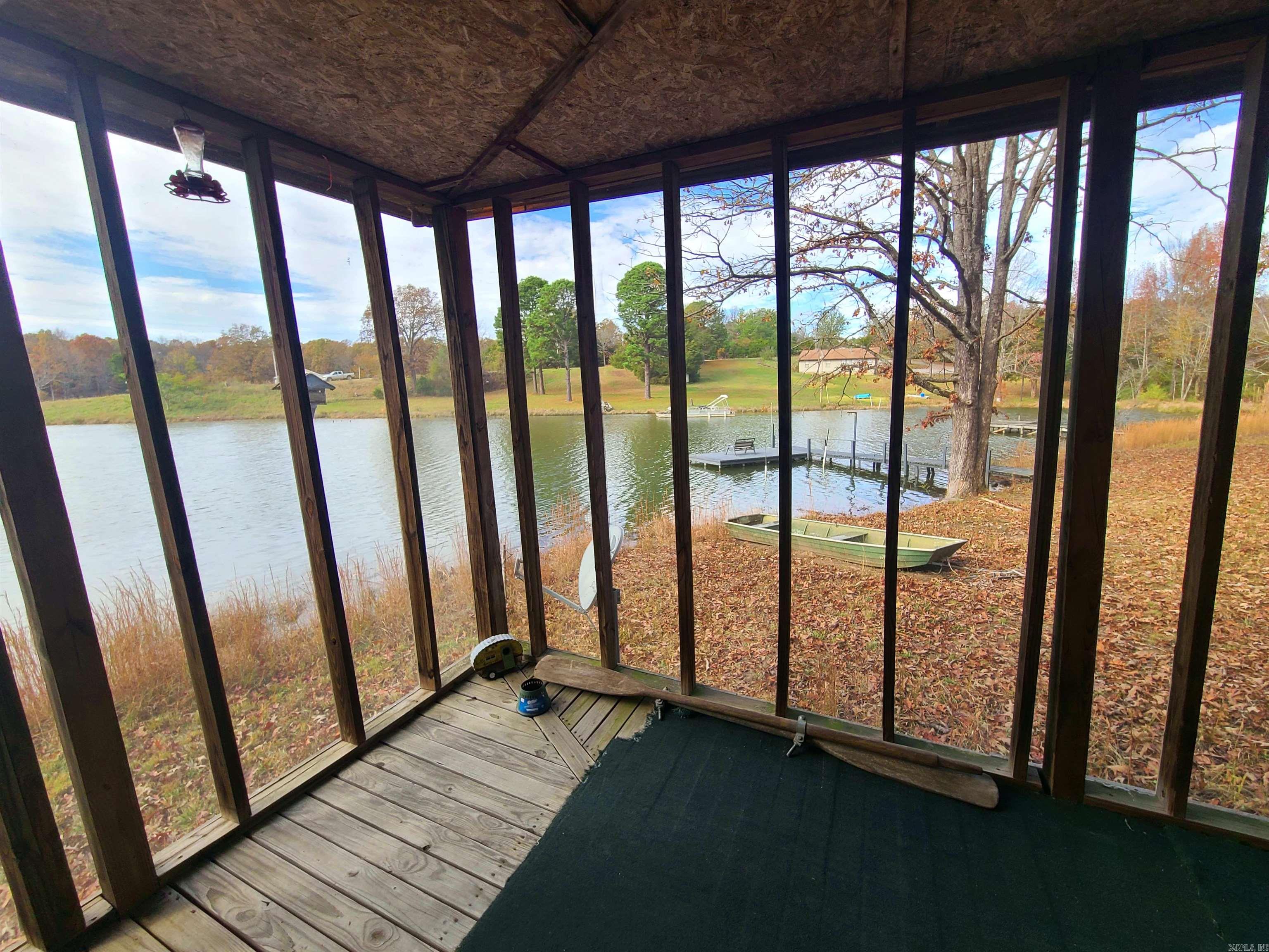 F & F Lake - Residential