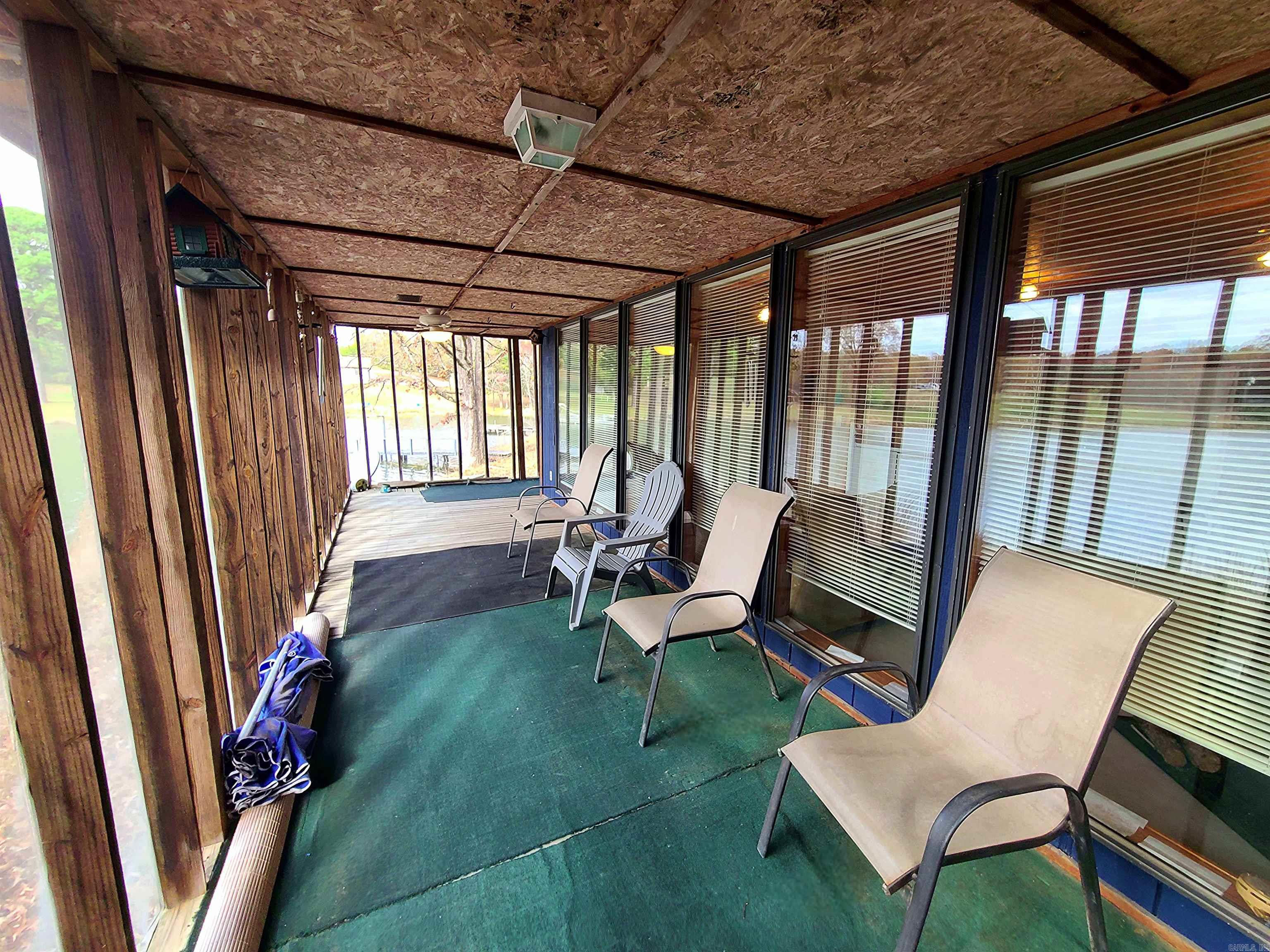 F & F Lake - Residential