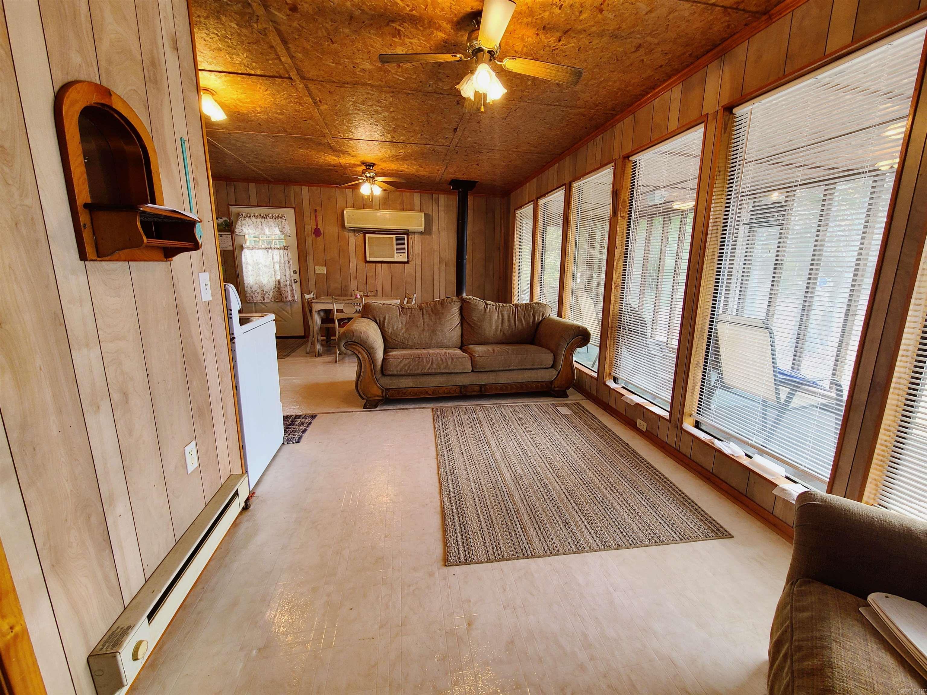 F & F Lake - Residential