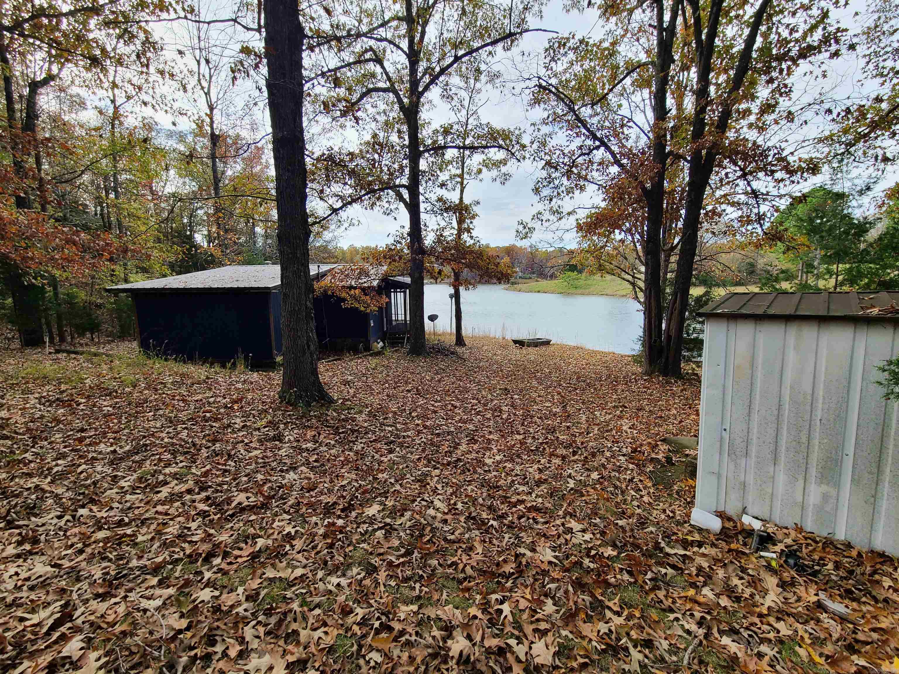 F & F Lake - Residential