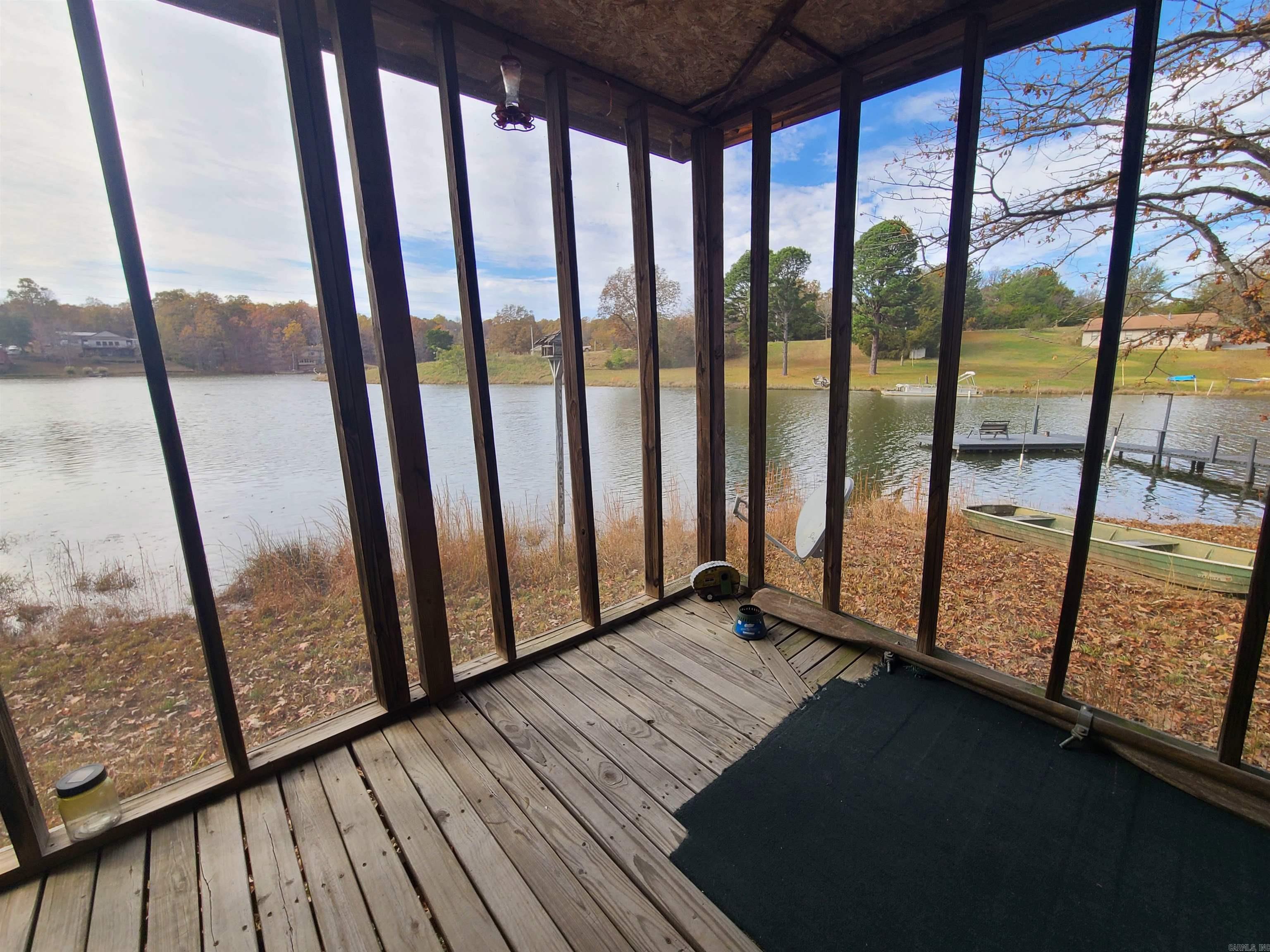F & F Lake - Residential