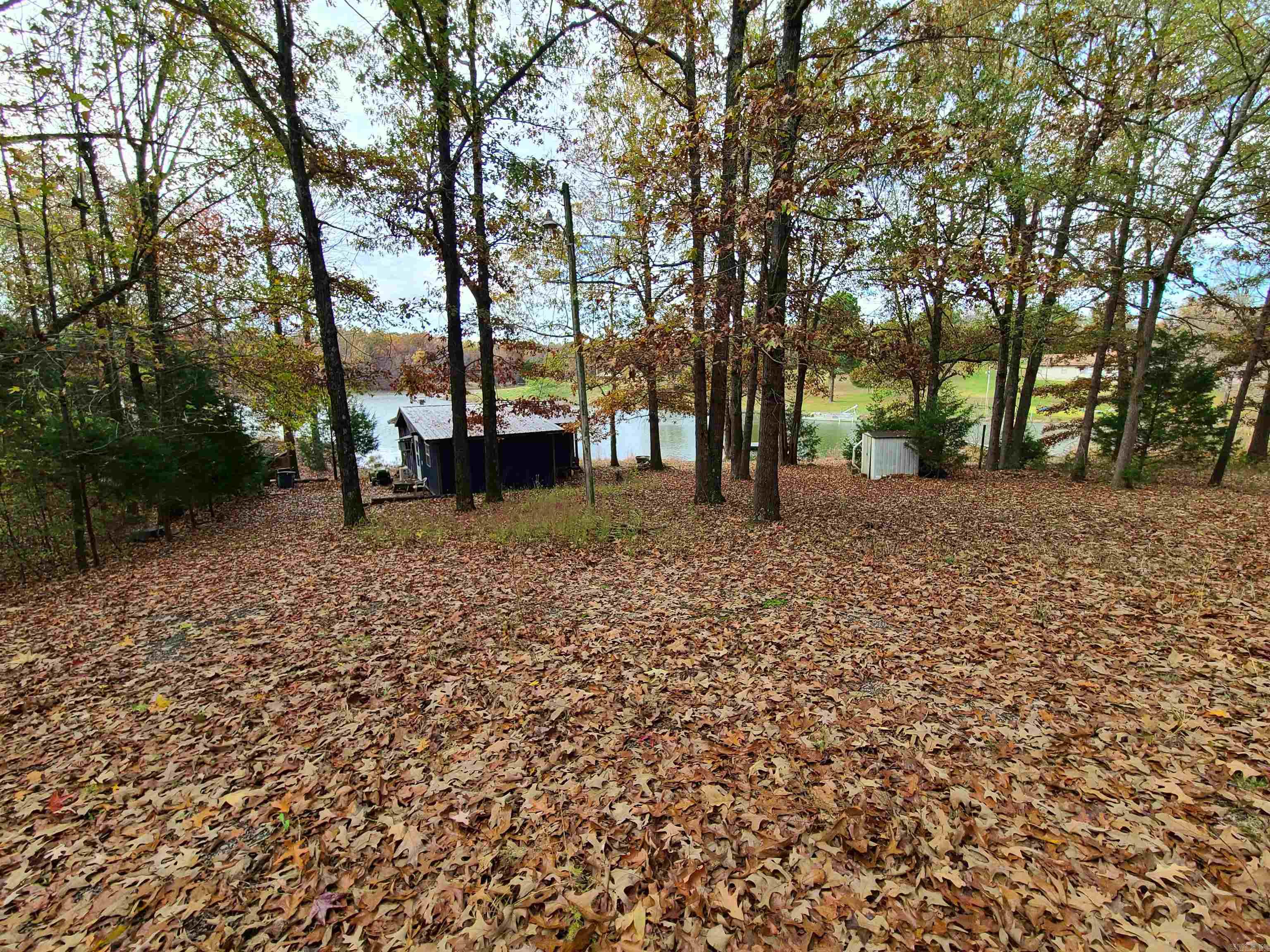 F & F Lake - Residential