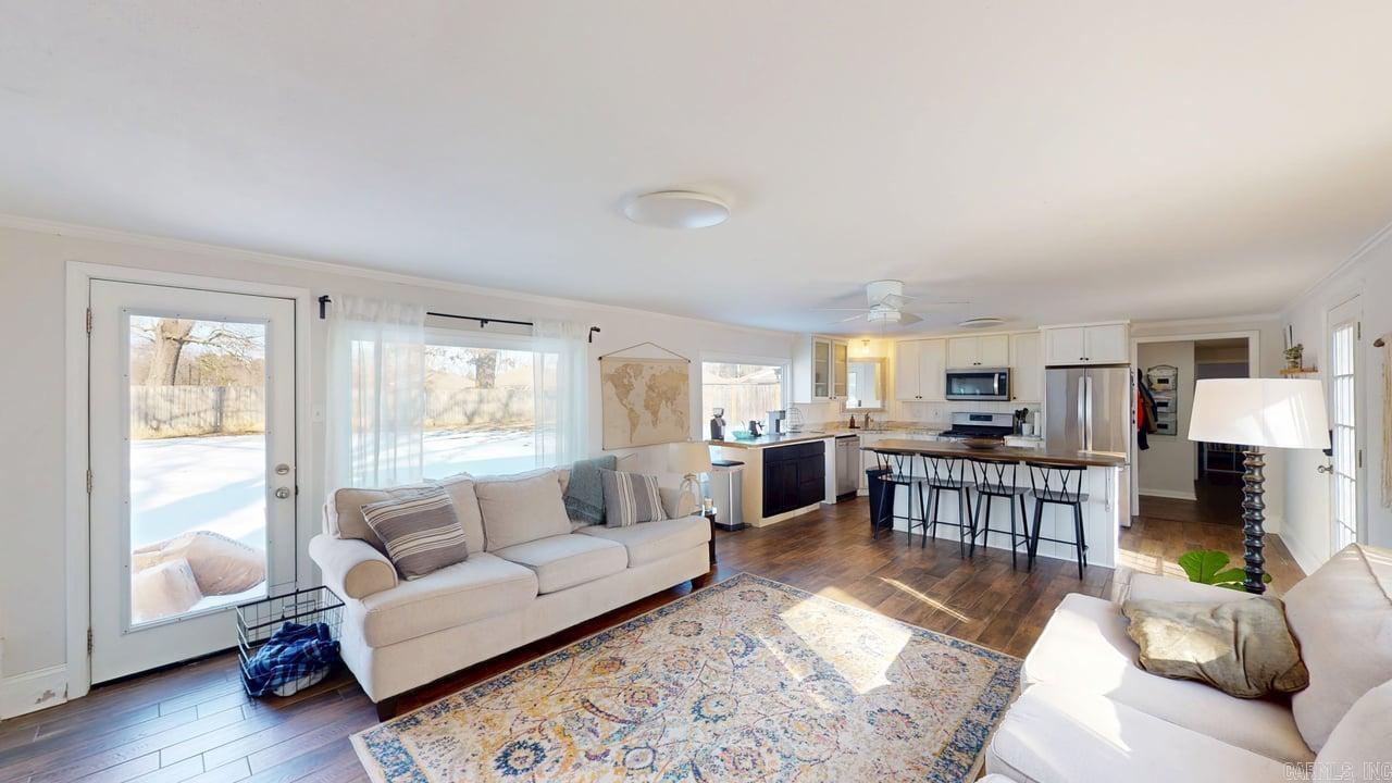 BEAR'S DEN - Residential