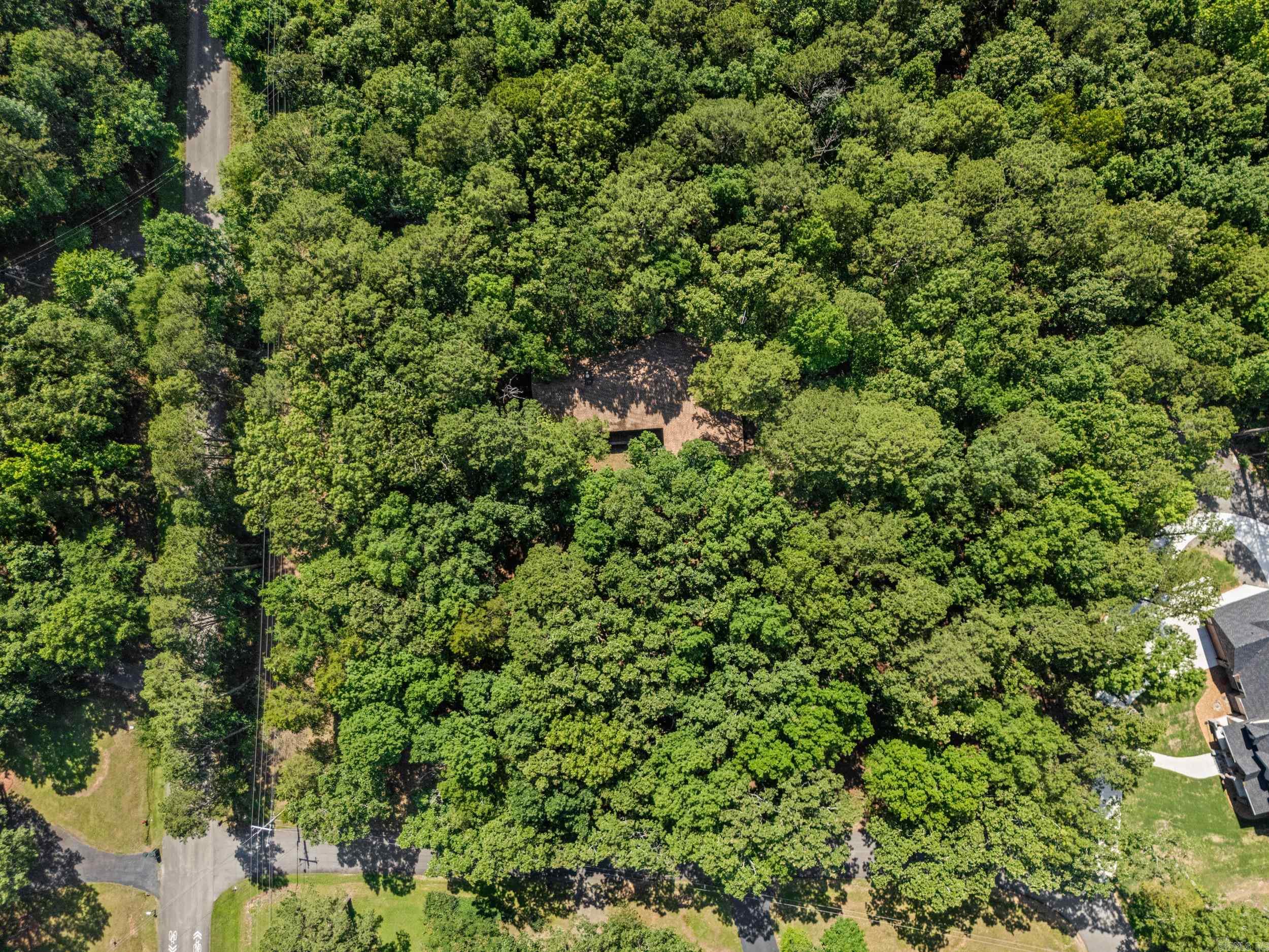 BAYWOOD - LAKE - Residential