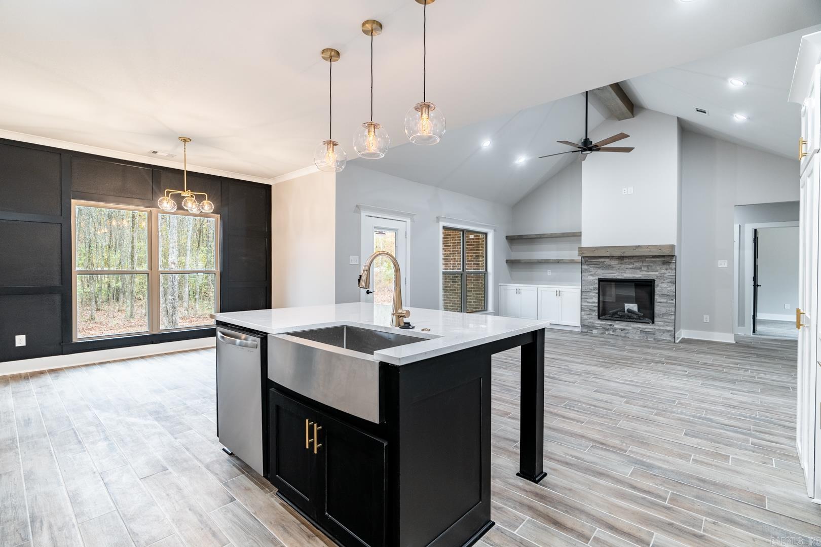 HIDDEN VALLEY ESTATES - Residential