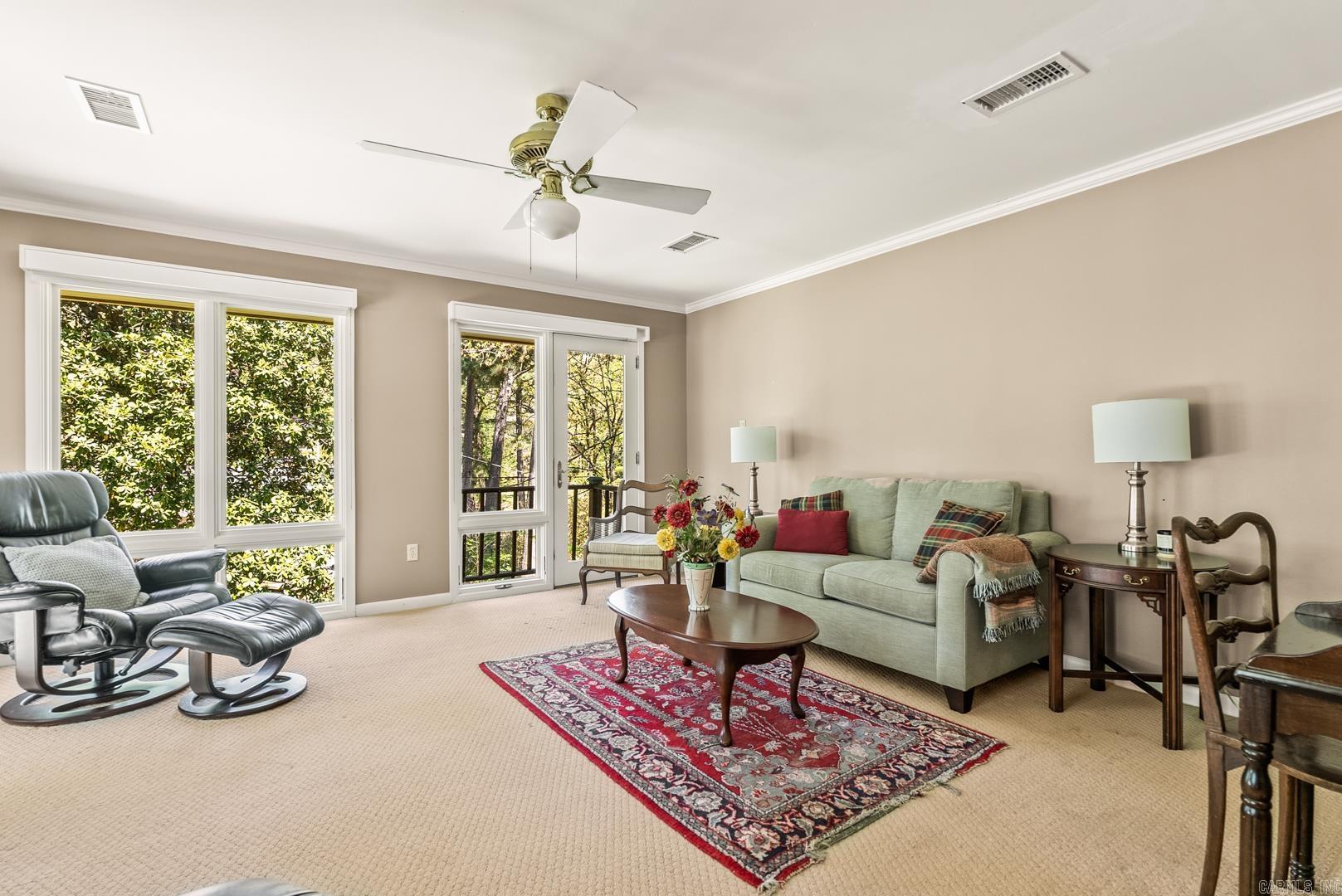 PINE MANOR - Residential
