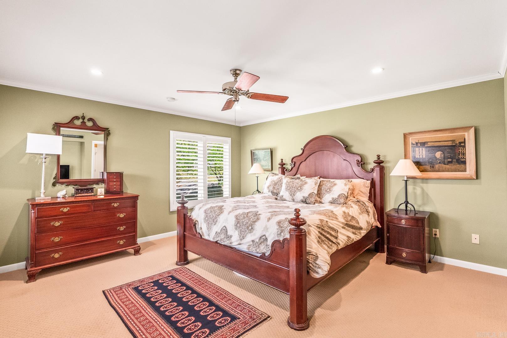 PINE MANOR - Residential
