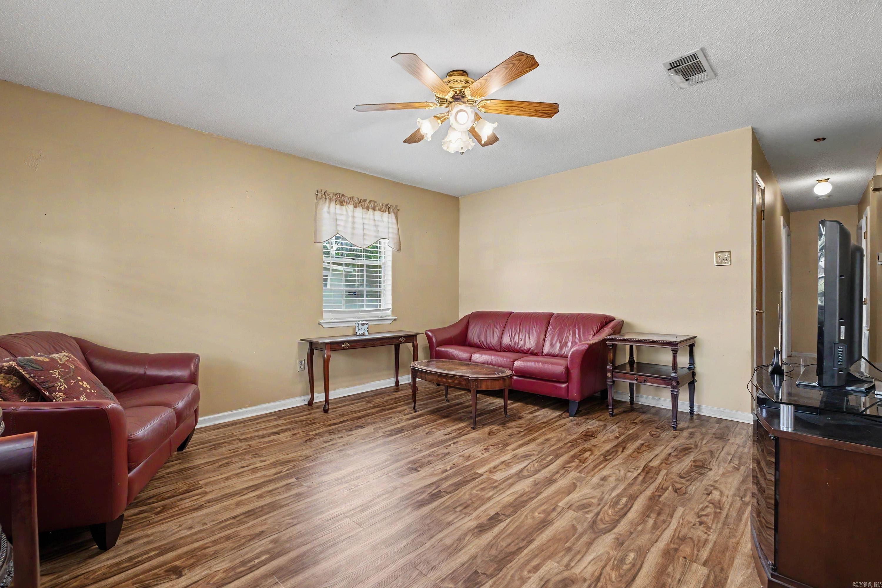 CENTENNIAL - Residential