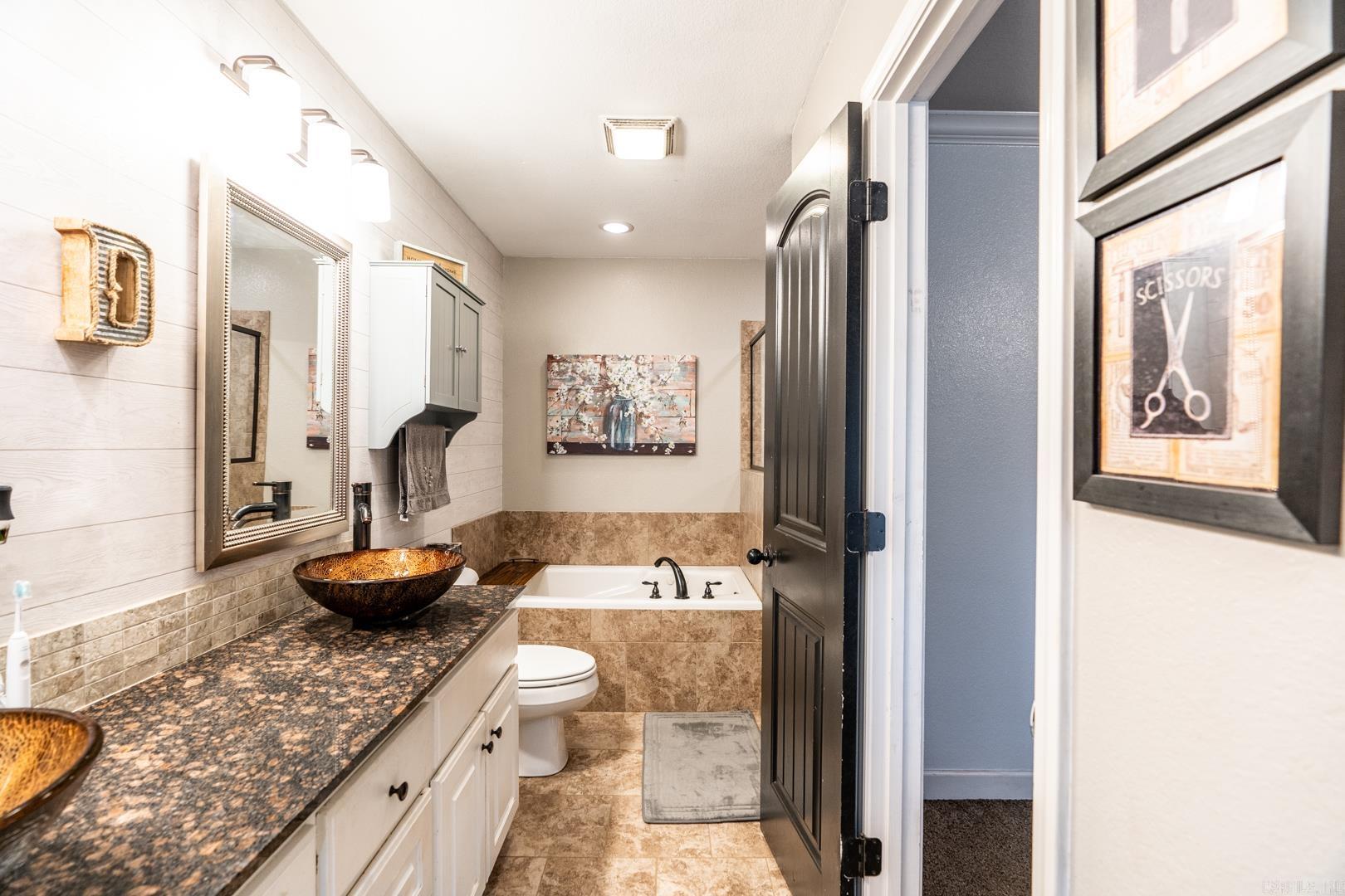 MAGNOLIA ESTATES - Residential