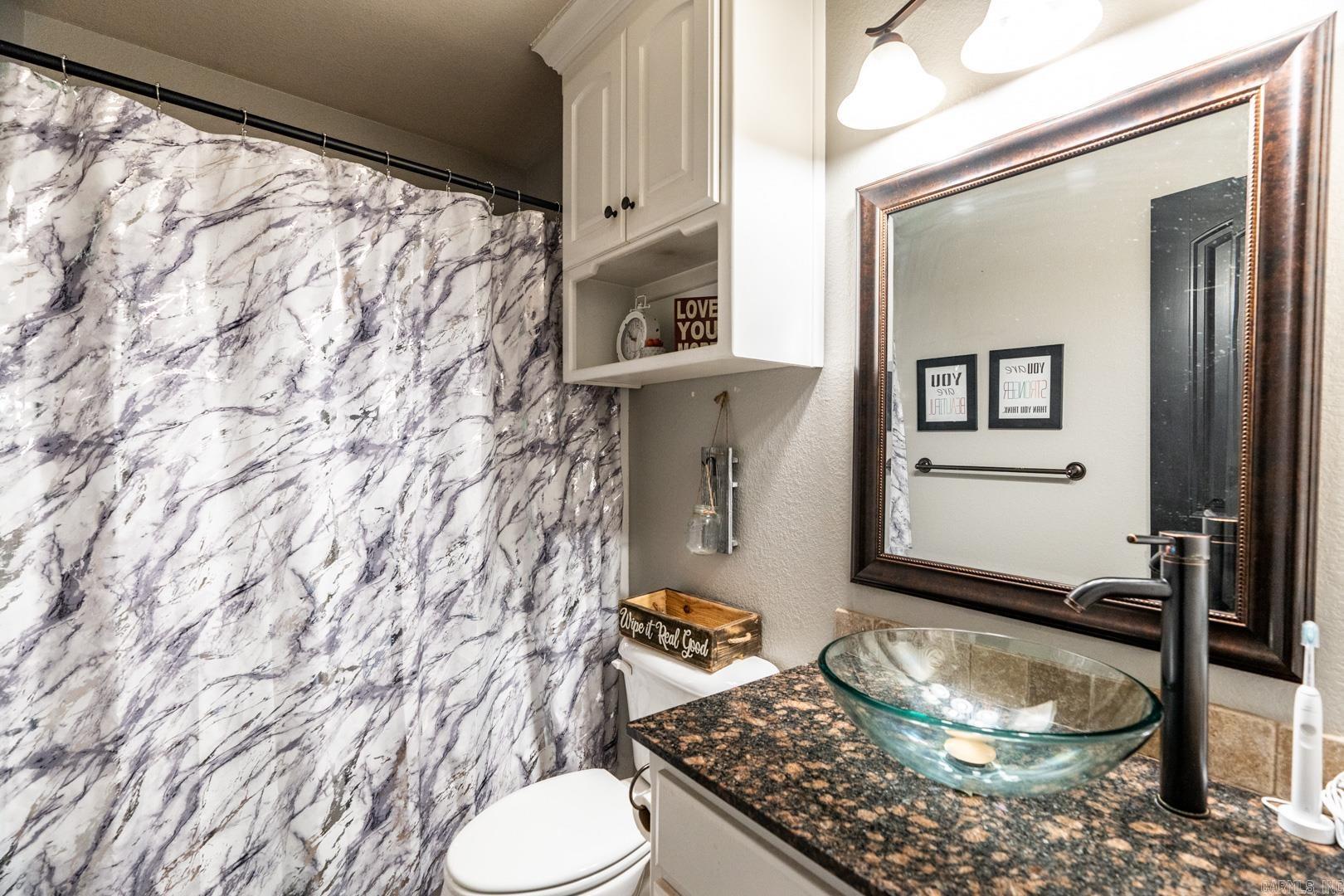 MAGNOLIA ESTATES - Residential