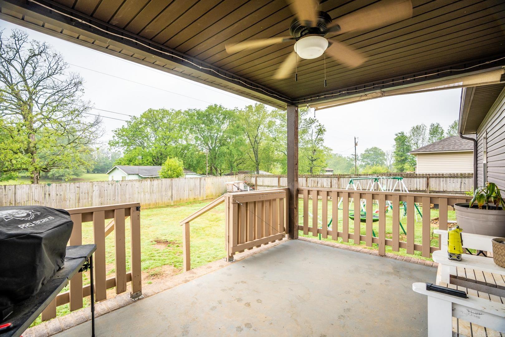 MAGNOLIA ESTATES - Residential