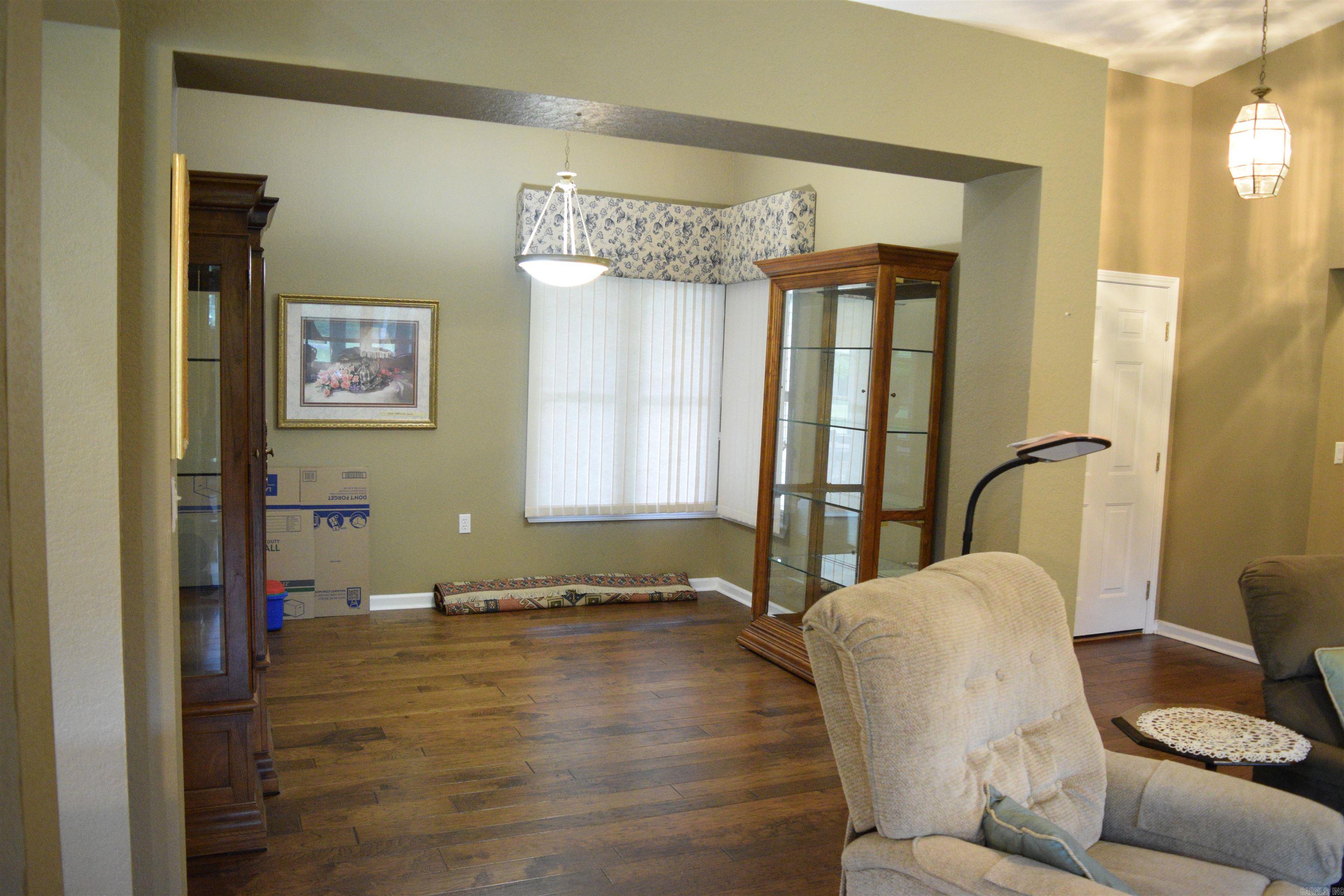 INDIAN HILLS - Residential