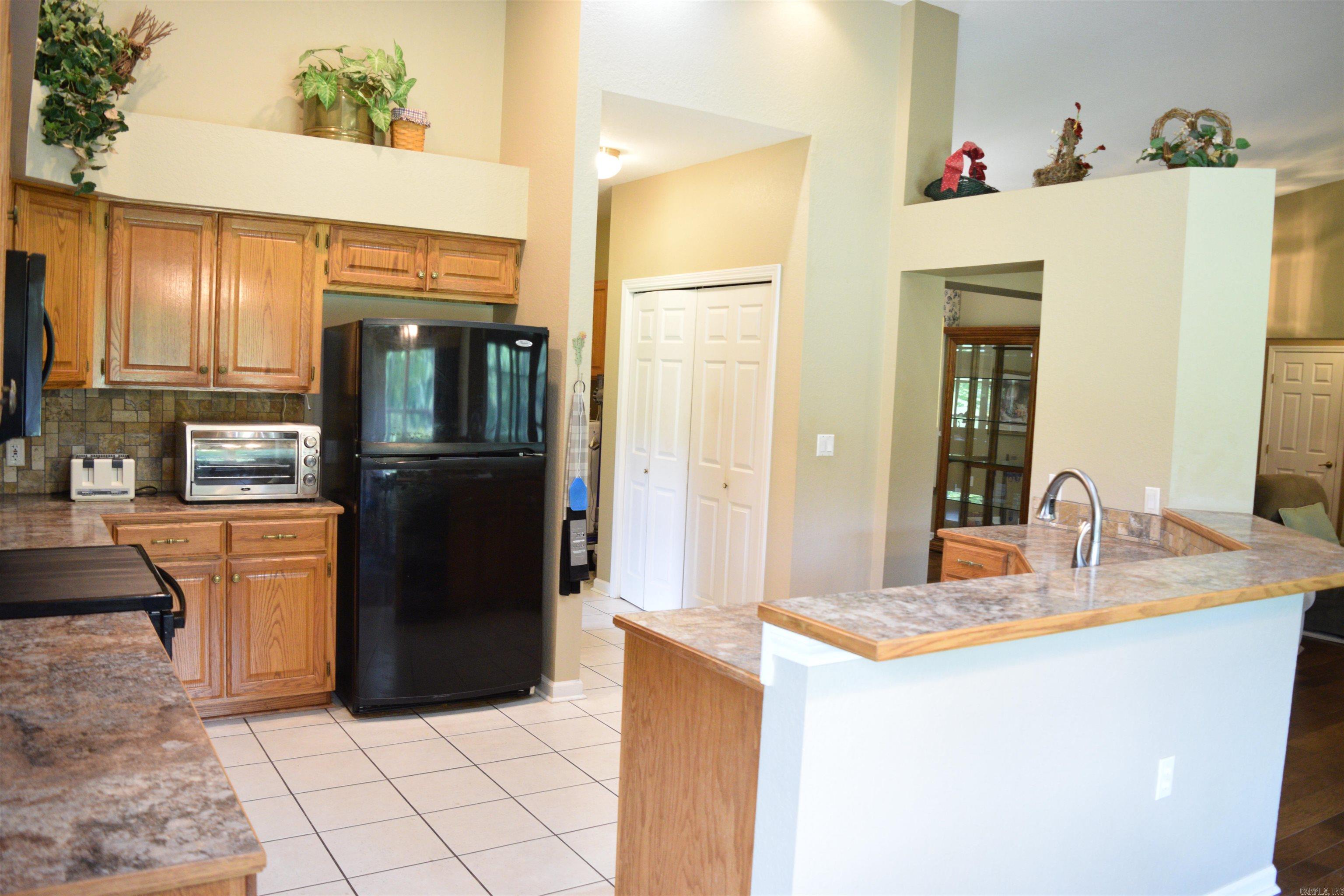 INDIAN HILLS - Residential