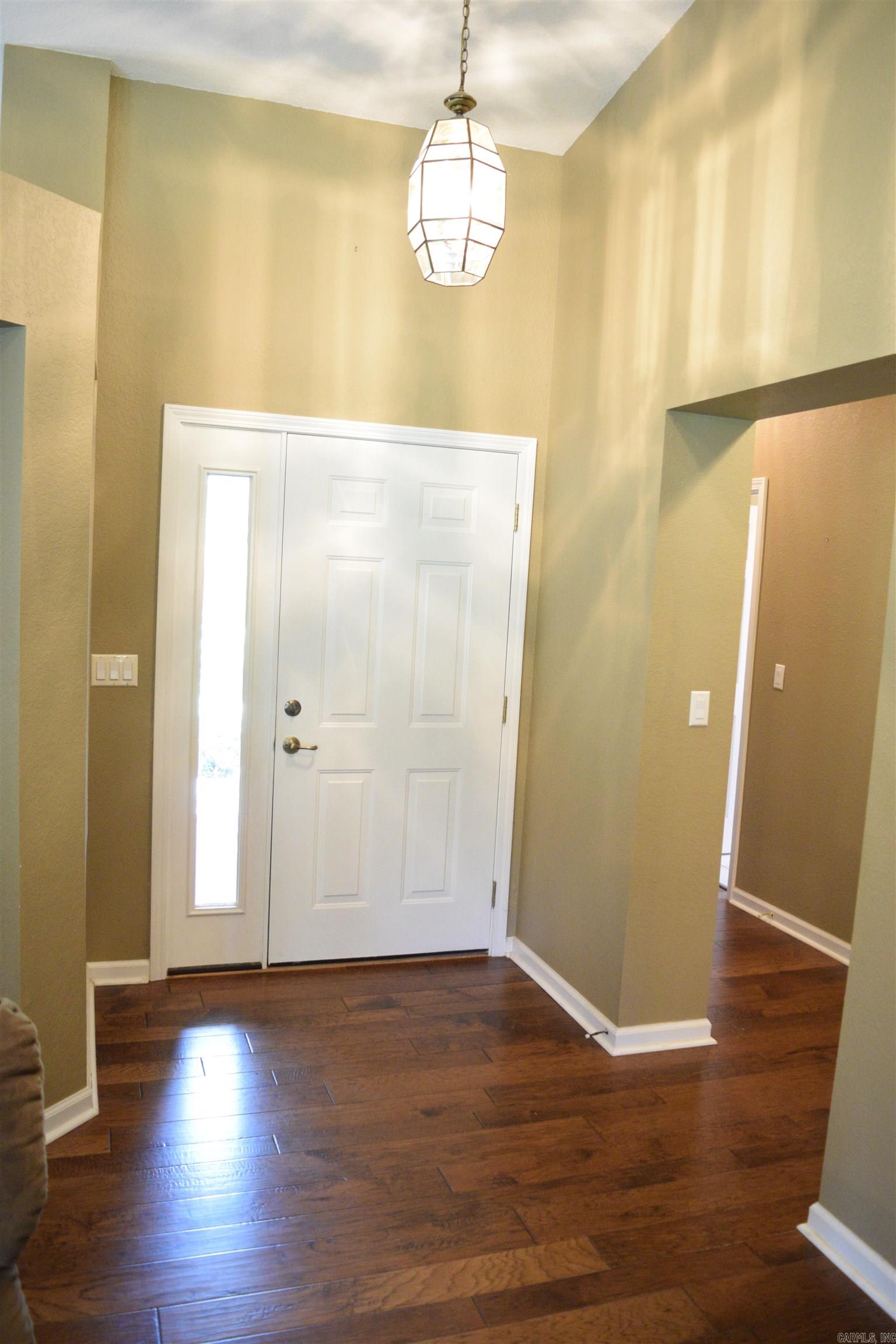 INDIAN HILLS - Residential