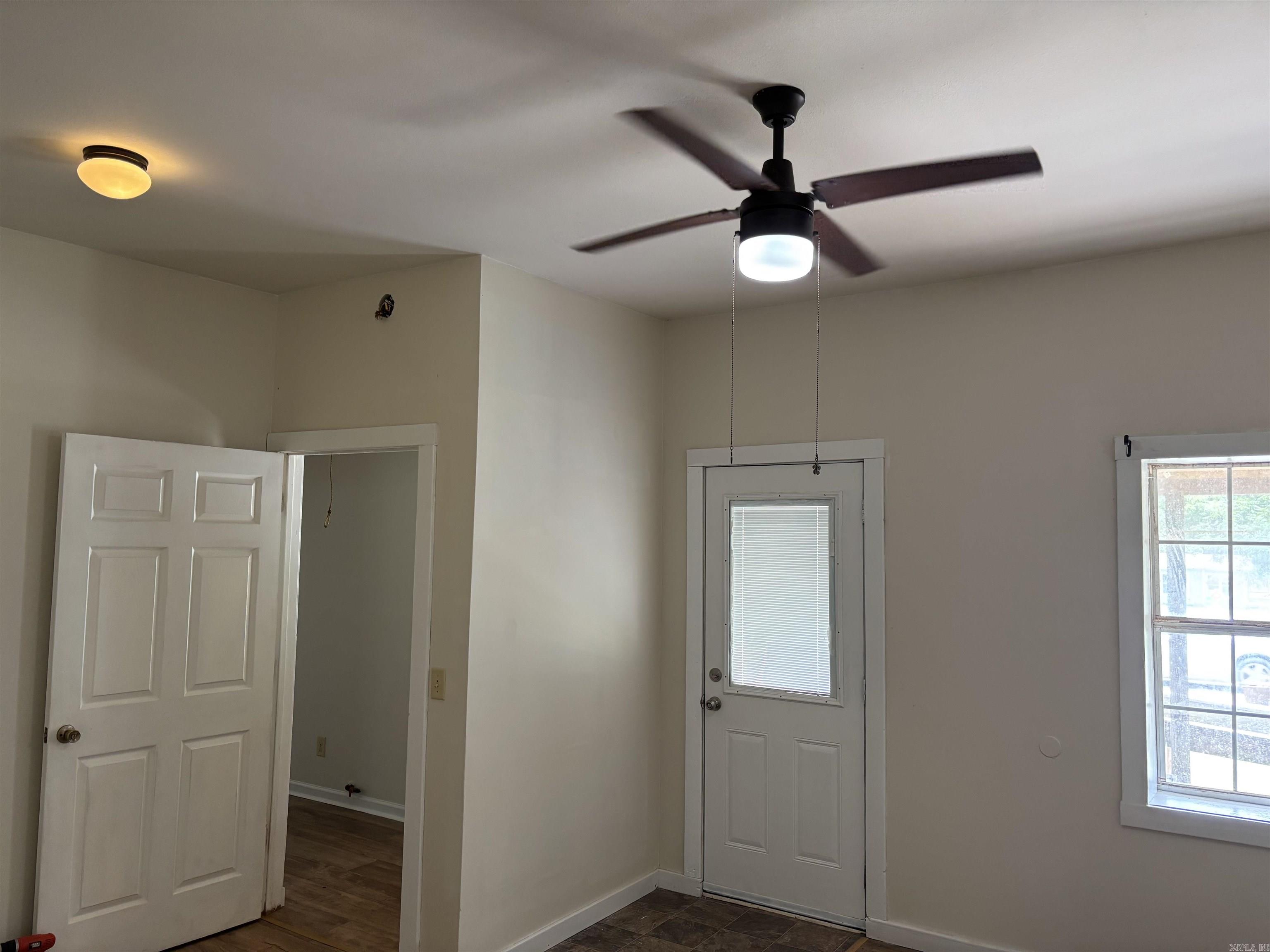 Mena Original - Residential