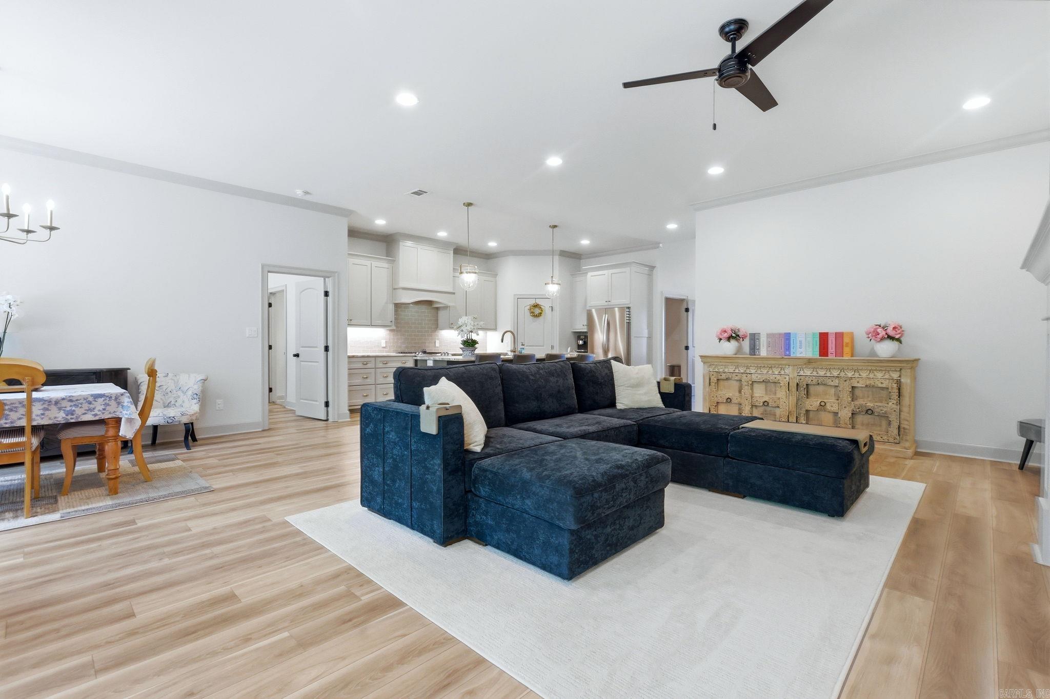 WOODLANDS PARK SUB - Residential