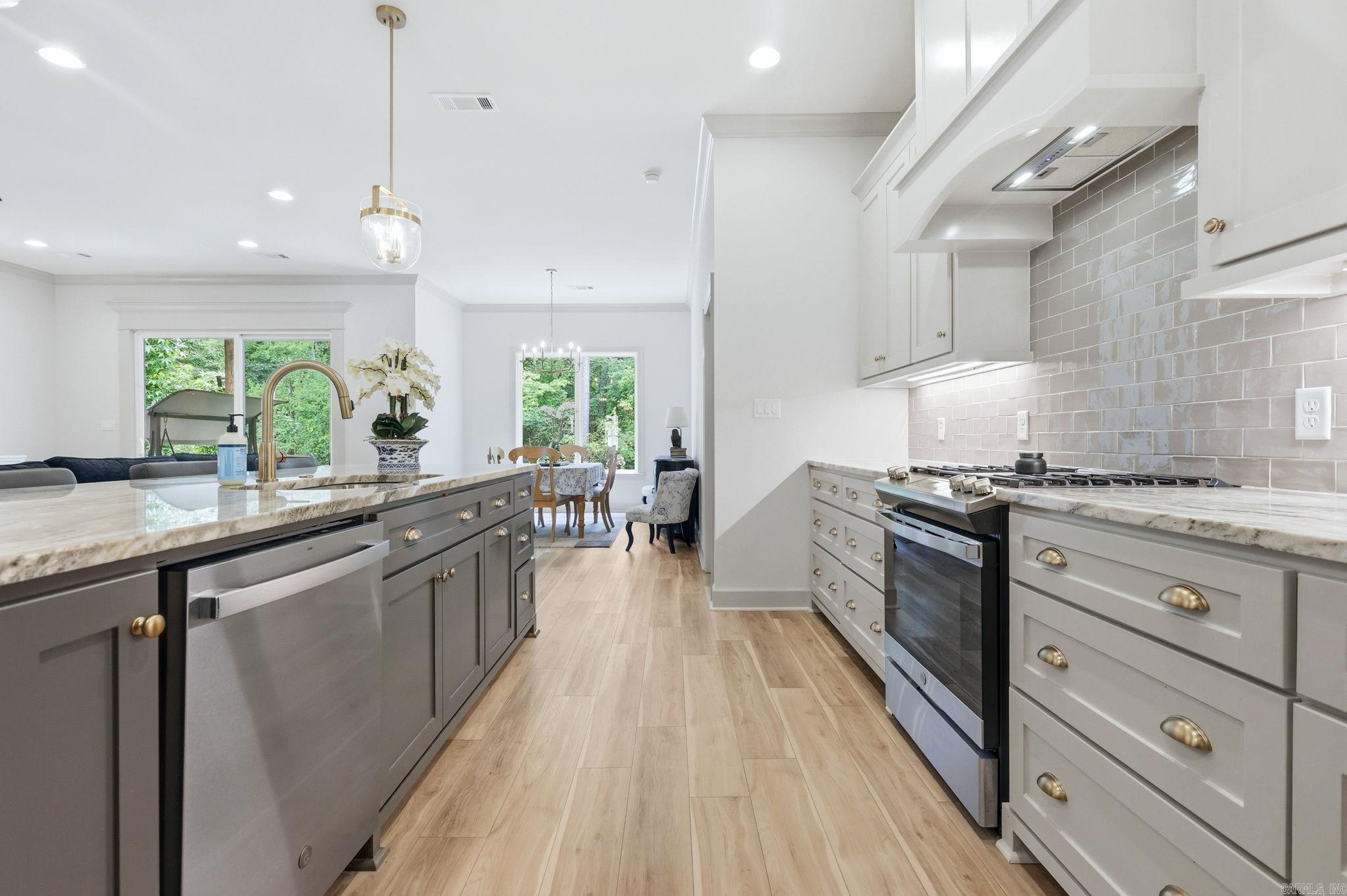 WOODLANDS PARK SUB - Residential