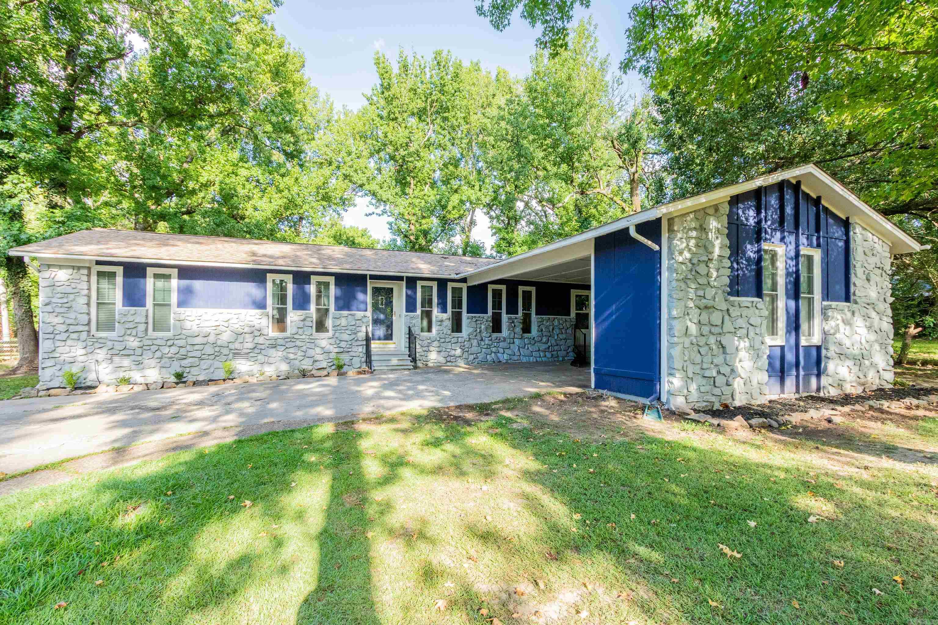 Welcome to 1107 N Jeff Davis Street! This spacious 3-bedroom, 2-bath home offers approximately 1,719 square feet of comfortable living space and sits on nearly half an acre. Inside, you’ll find plenty of room to relax, entertain, and make the space your own. The generous lot provides ample outdoor space for gatherings, gardening, pets, or simply enjoying the backyard. Conveniently located near schools, shopping, dining, and everyday essentials, with easy access to the interstate for a quick commute to Little Rock and surrounding areas. Whether you are a first-time buyer, growing household, or investor looking for your next opportunity, this Jacksonville home is full of potential. Schedule your private showing today!