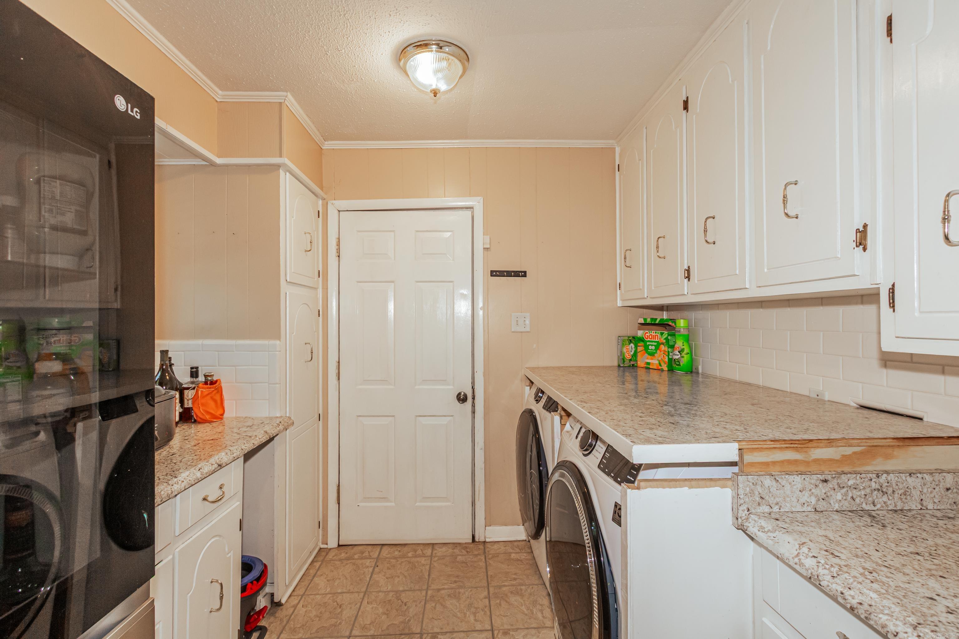BROWN ADD TO JACK - Residential