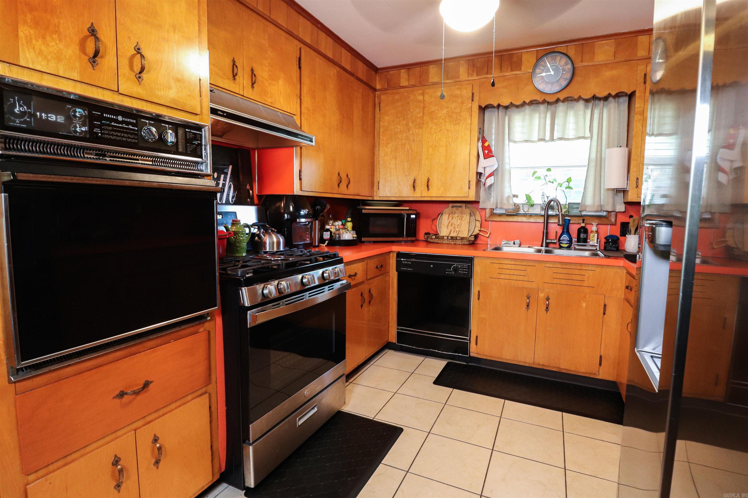 FAIR OAKS ADD - Residential