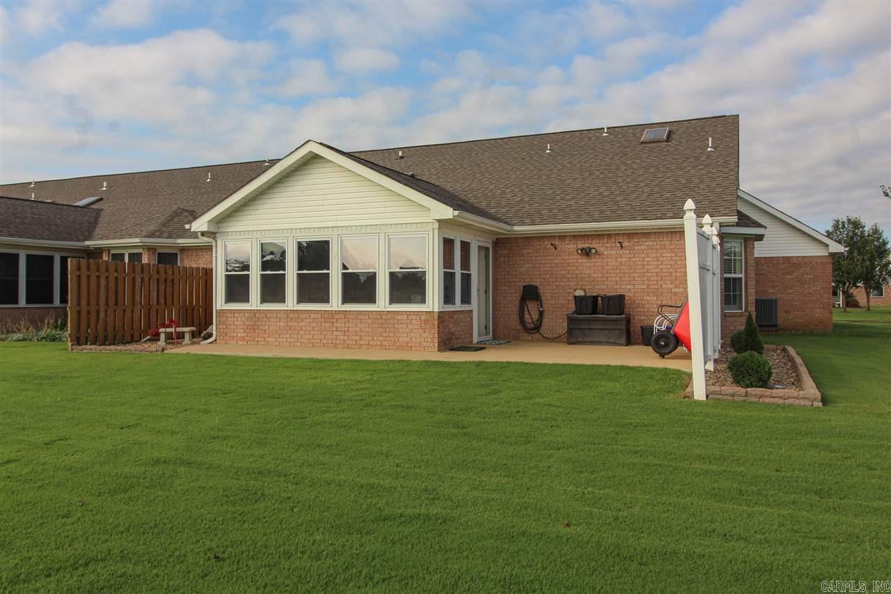 ENCLAVE - Residential
