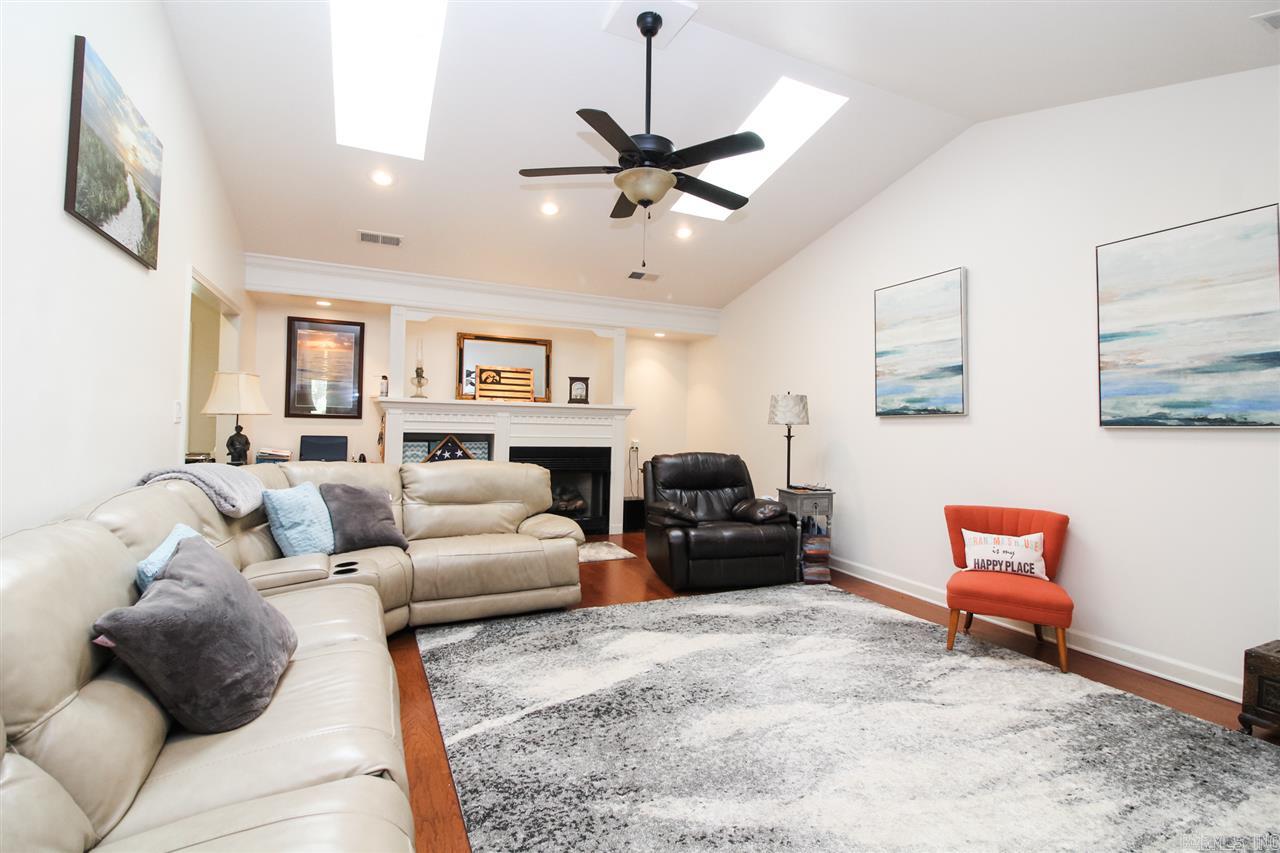 ENCLAVE - Residential
