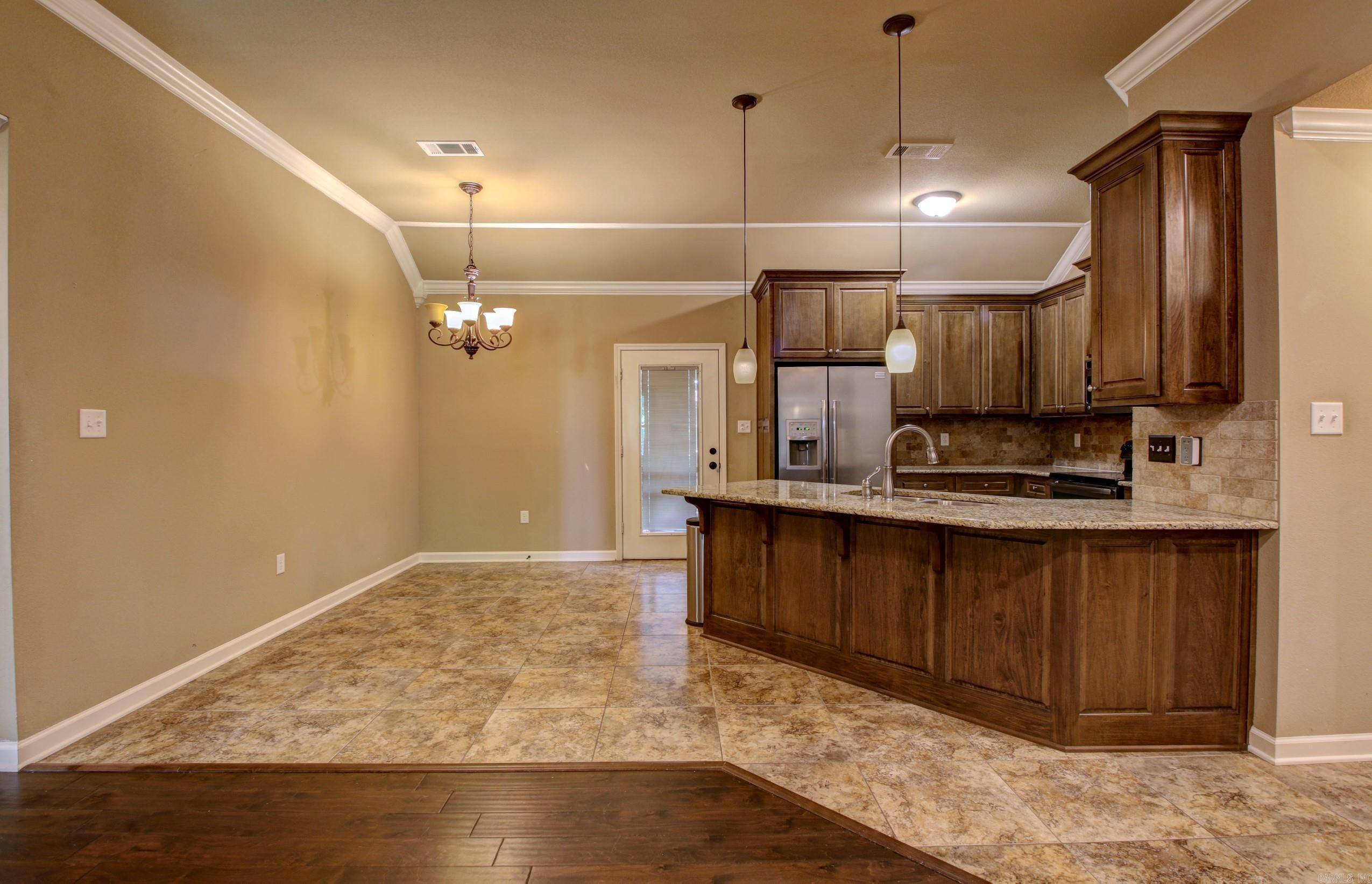 PINEWOOD ESTATES - Residential