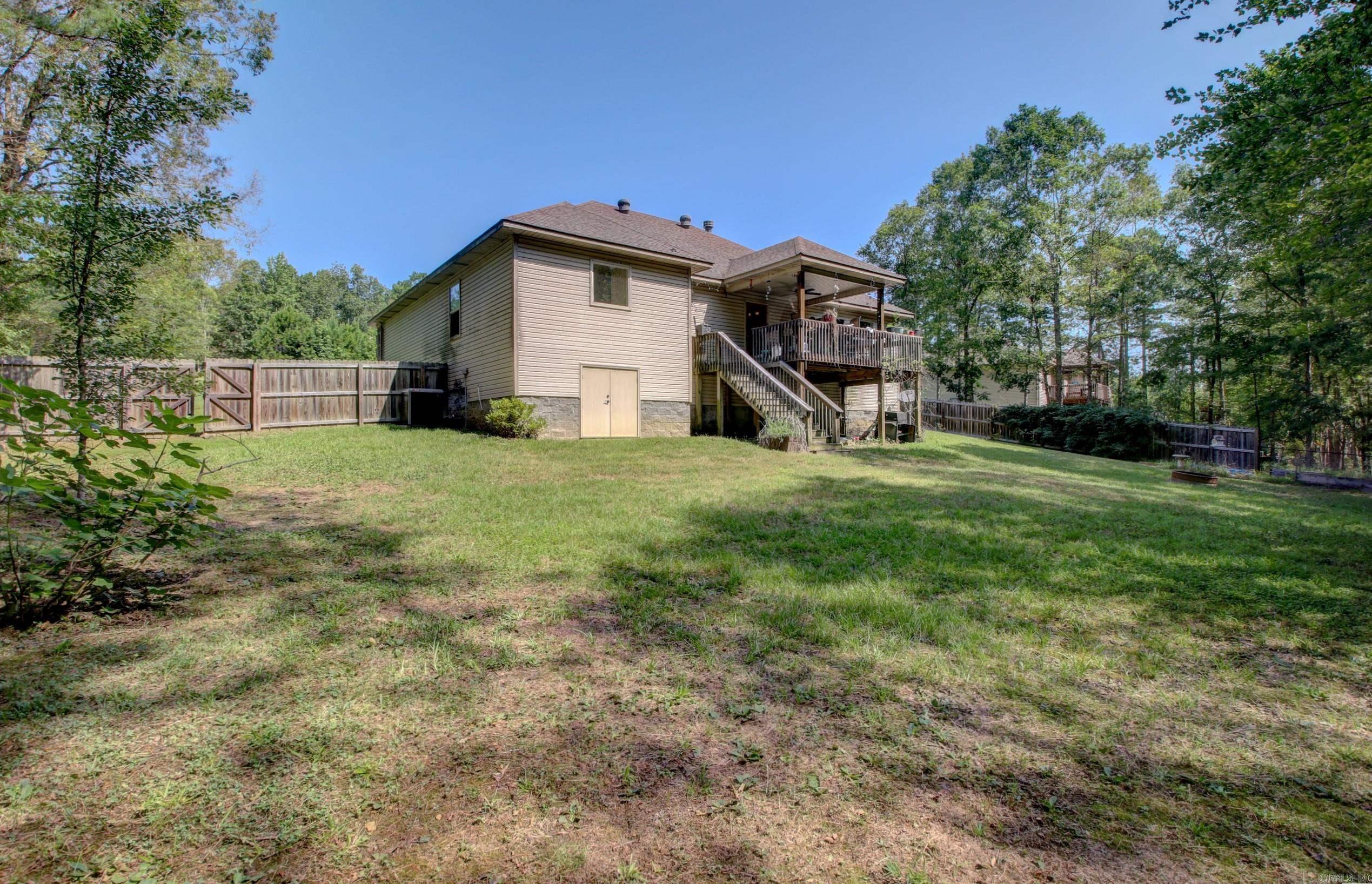 PINEWOOD ESTATES - Residential