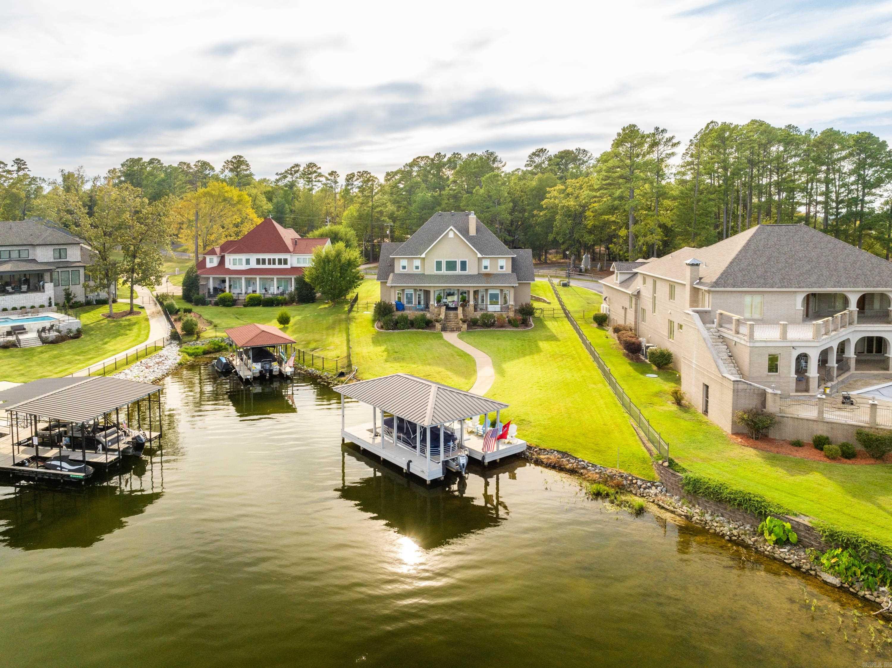 Oak Shores Estates - Residential