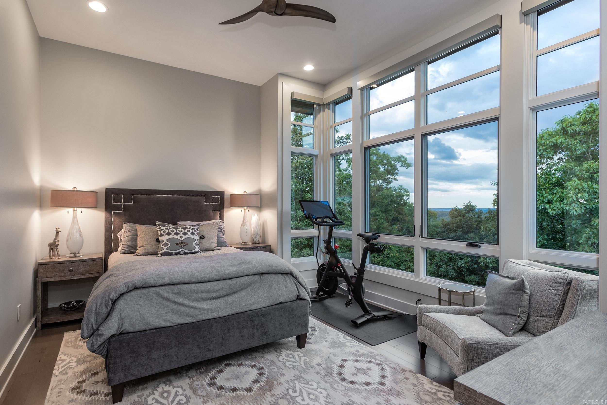 FALCON RIDGE ESTATES - Residential