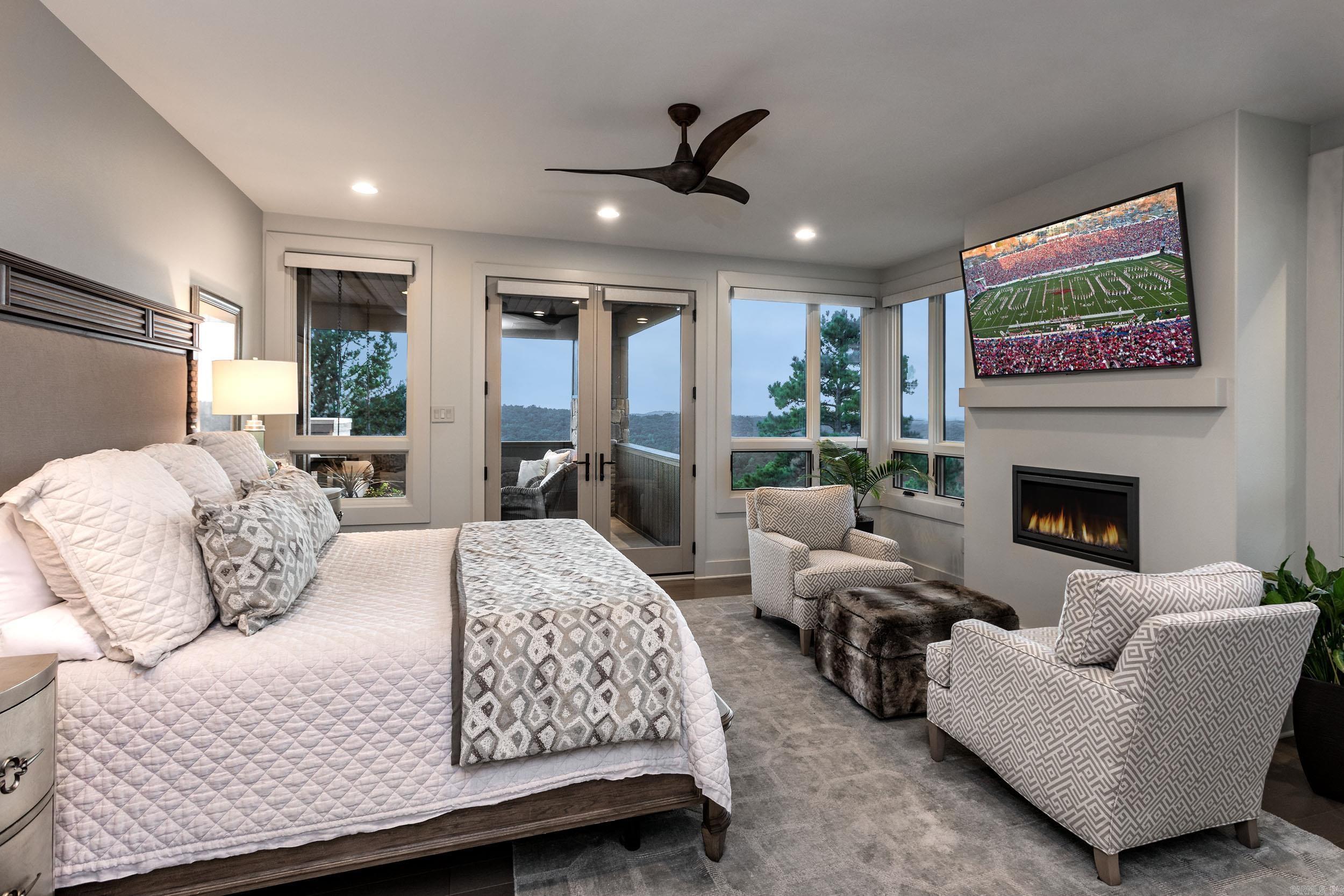 FALCON RIDGE ESTATES - Residential