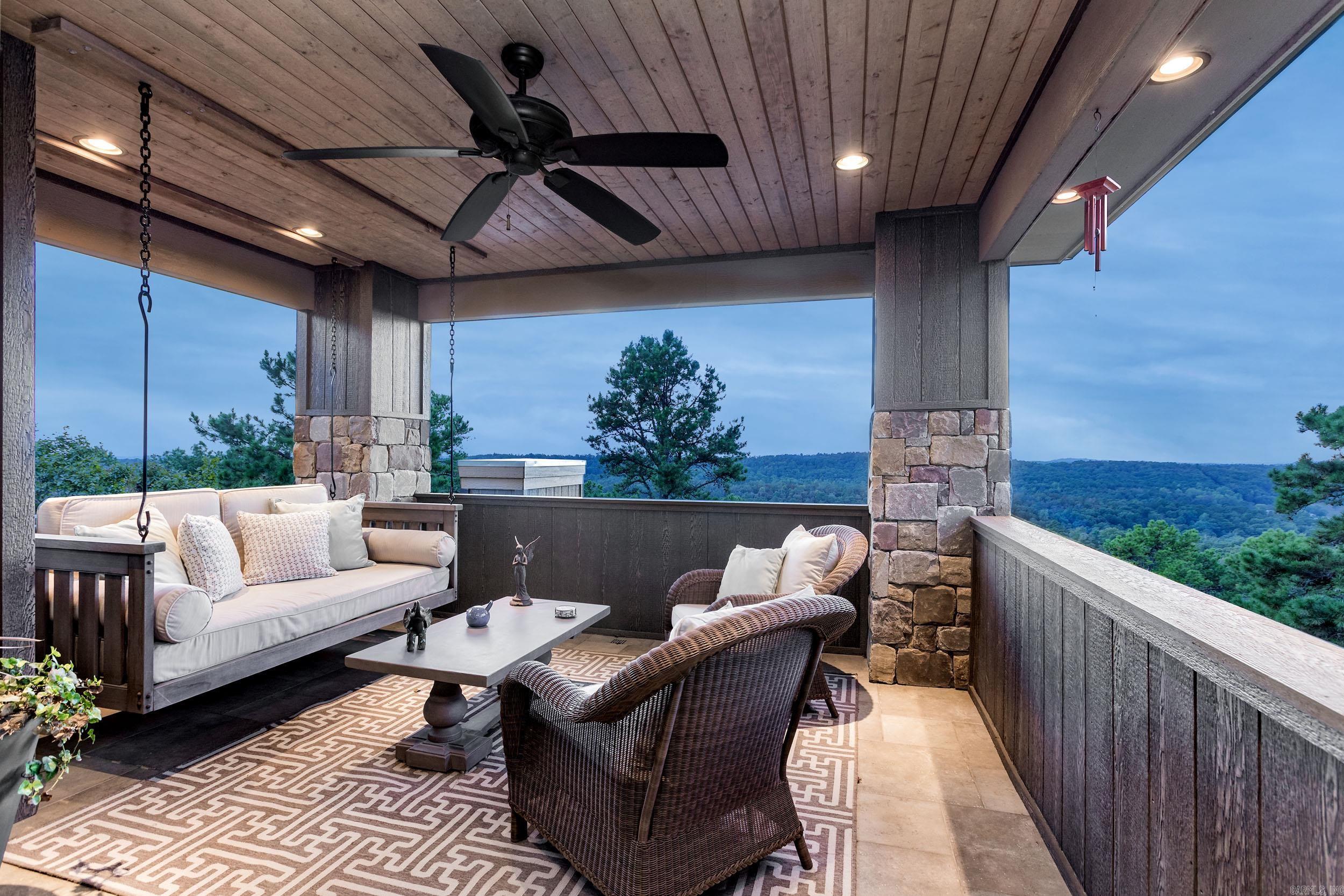 FALCON RIDGE ESTATES - Residential