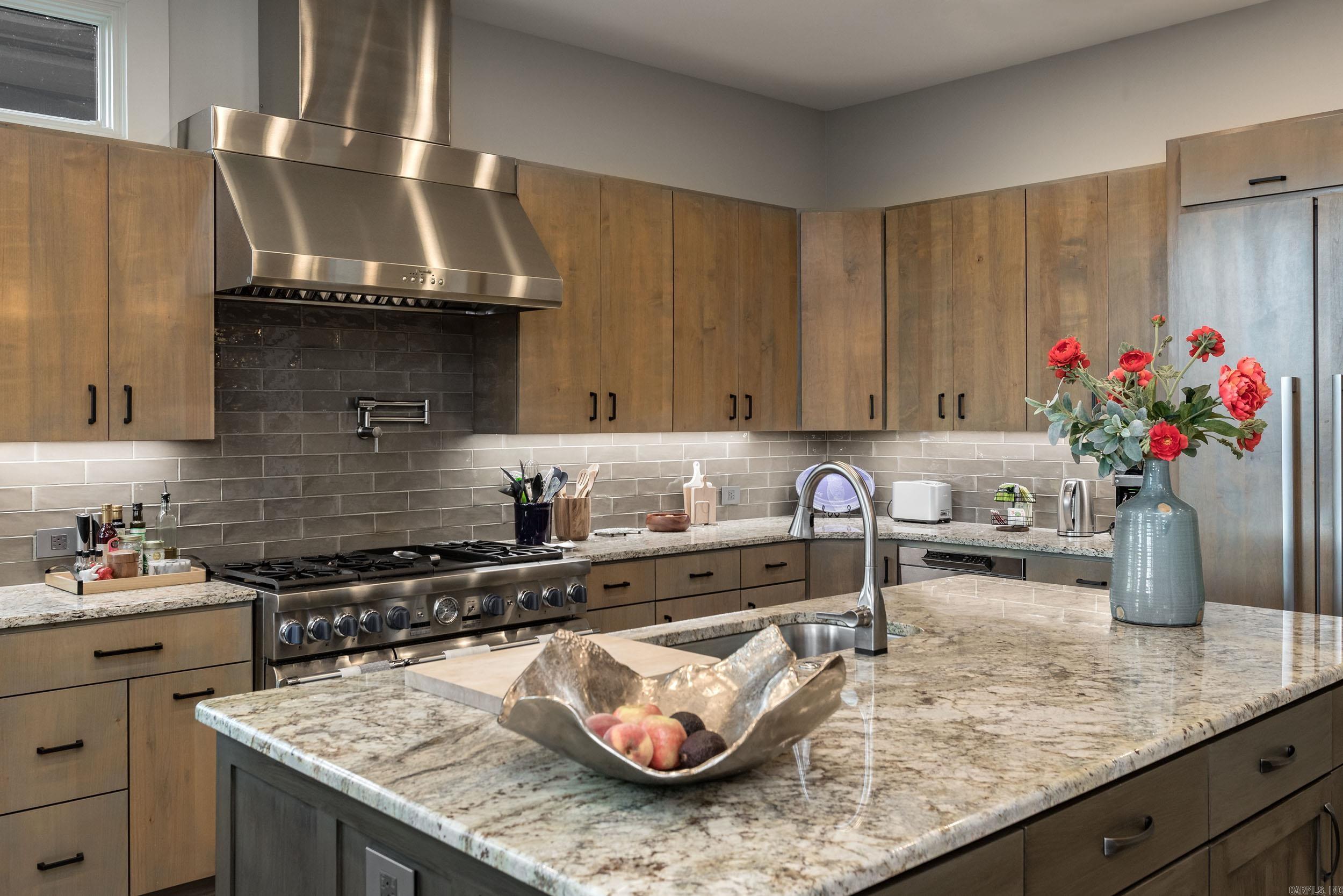 FALCON RIDGE ESTATES - Residential