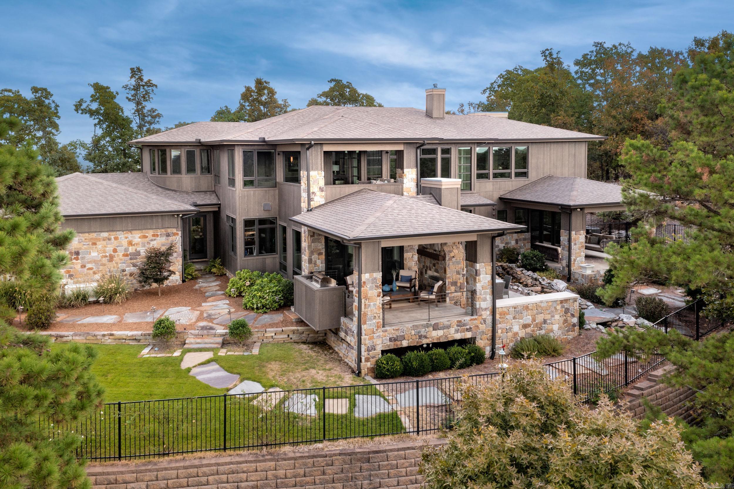 FALCON RIDGE ESTATES - Residential