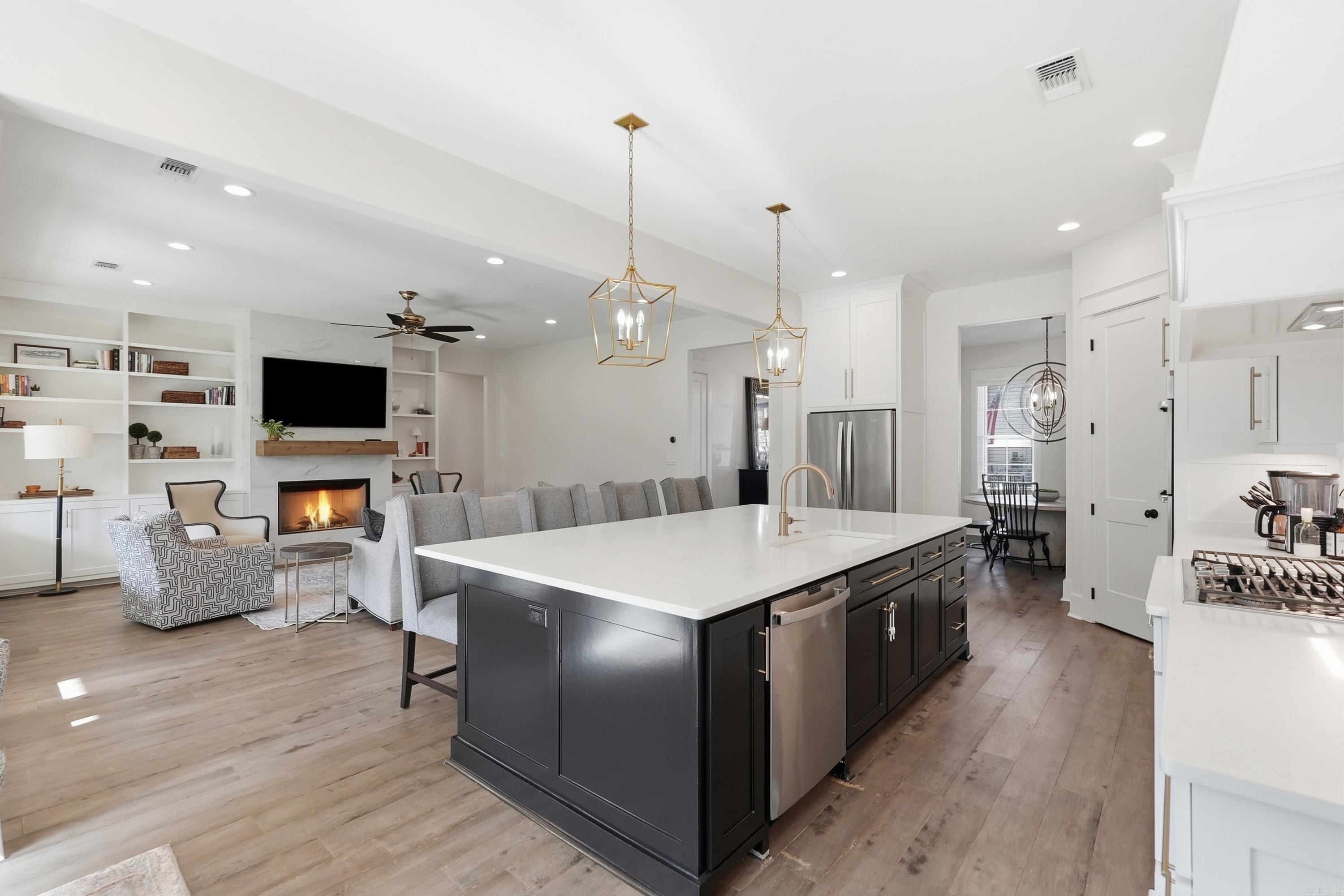 CHENAL VALLEY "FALSTONE COURT" - Residential