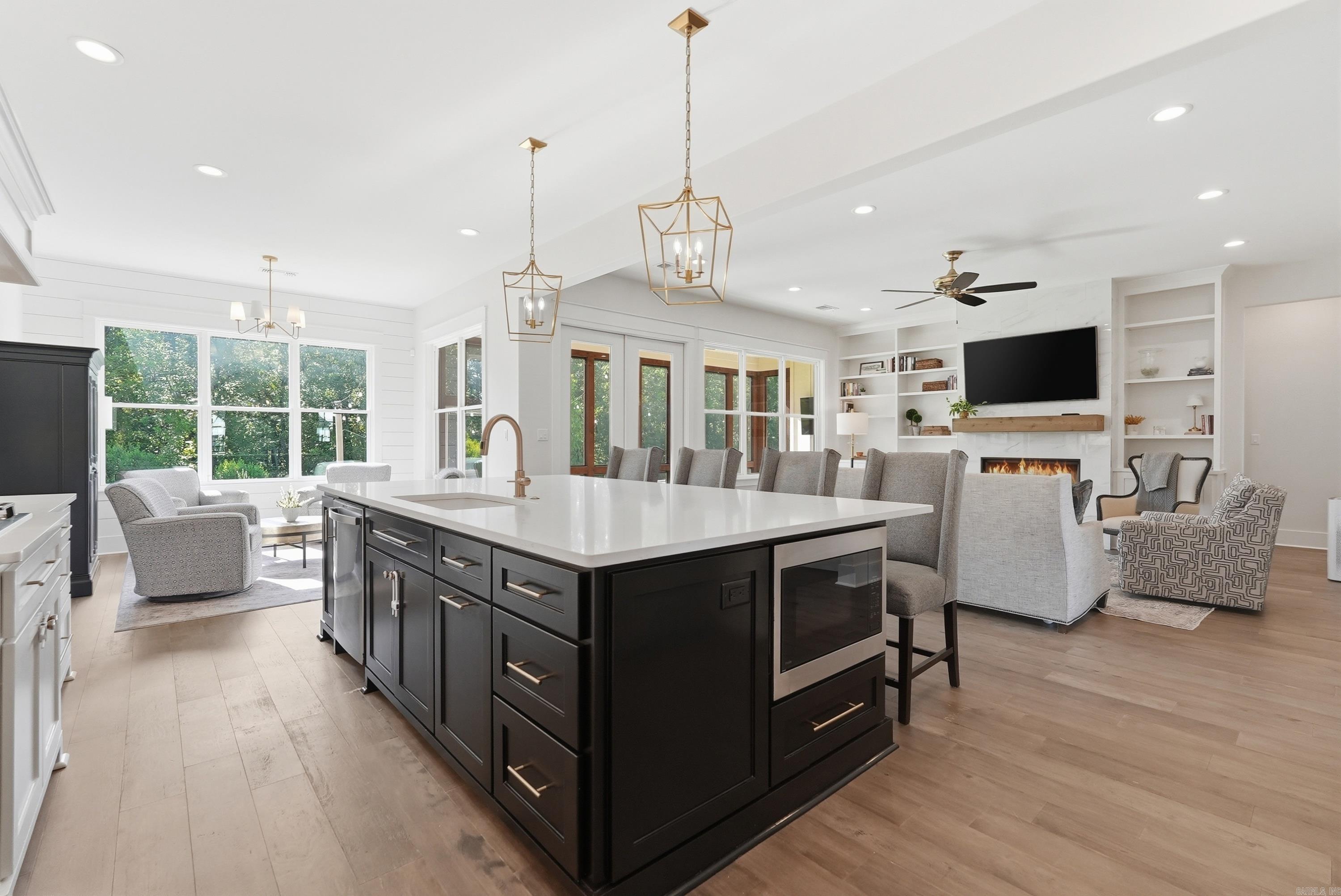 CHENAL VALLEY "FALSTONE COURT" - Residential