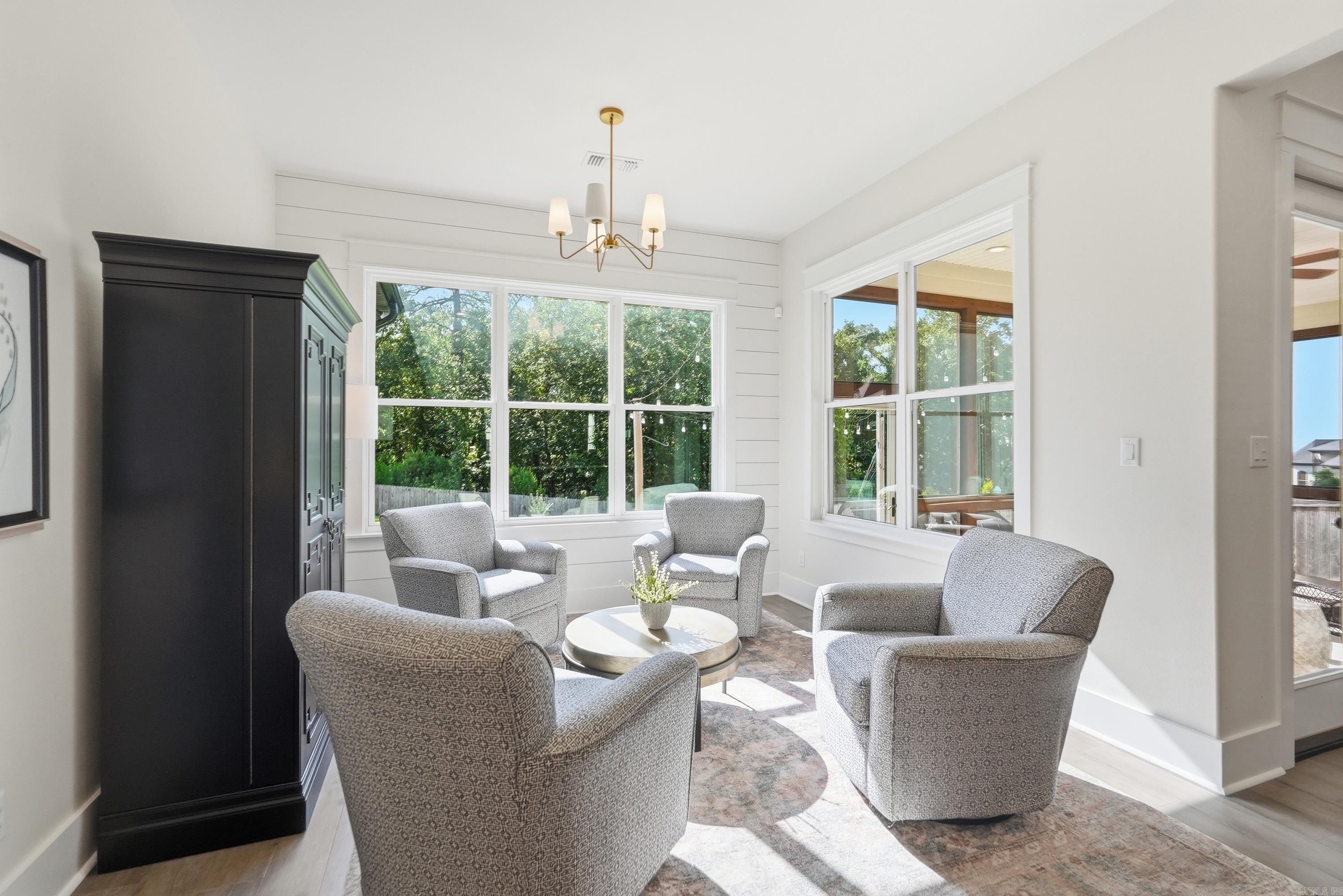 CHENAL VALLEY "FALSTONE COURT" - Residential
