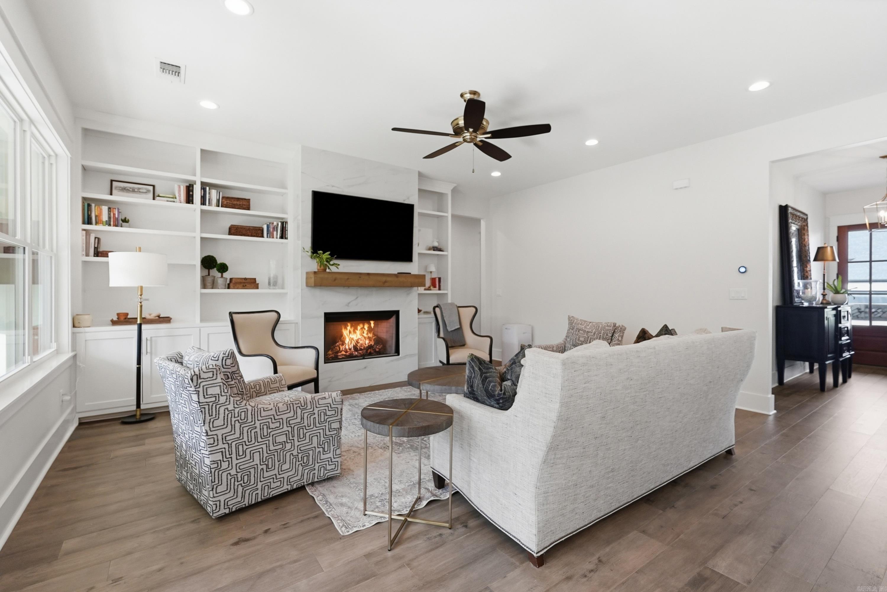 CHENAL VALLEY "FALSTONE COURT" - Residential